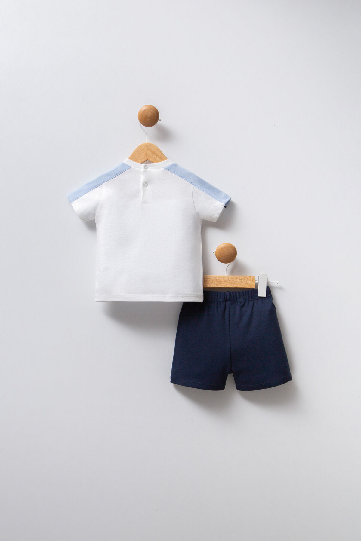 U.S. Polo Assn. U.S. Polo Assn Erkek Bebek Mavi Takım fotoğrafı 4 (önizleme)