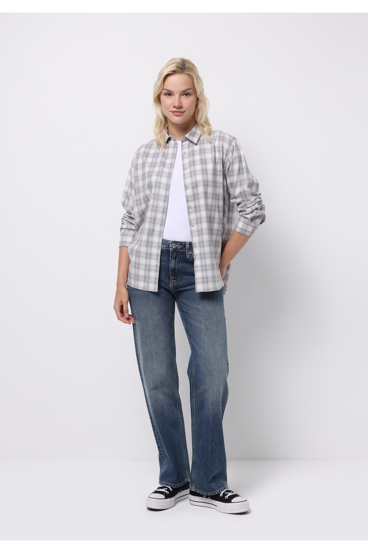 Resim Colin's Regular Fit Shirt Neck Ekoseli Kadın Mavi Uzun Kol Gömlek 