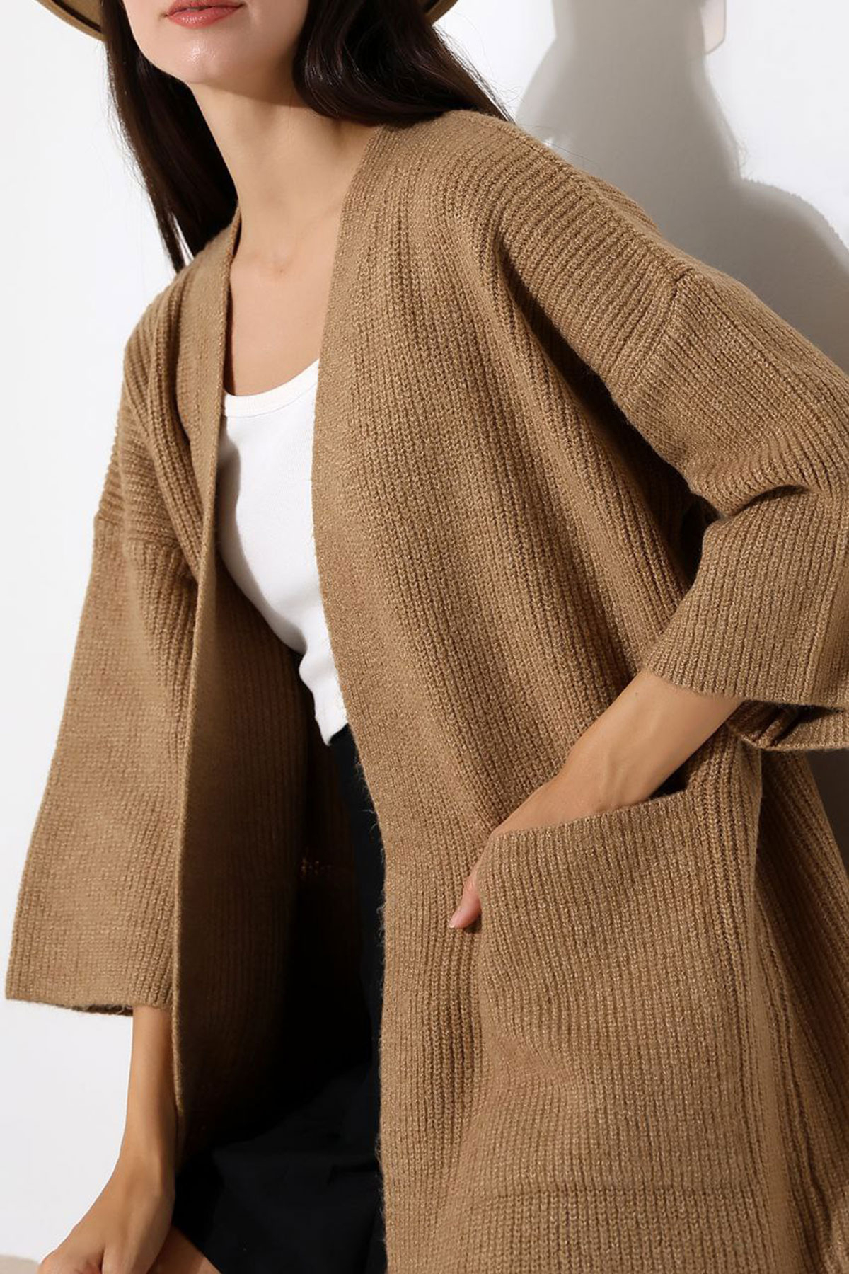 bacc  Kadın Bisküvi Çift Cepli Yarım Kol Uzun Boy Triko Hırka BCES-252019 - Görsel 2