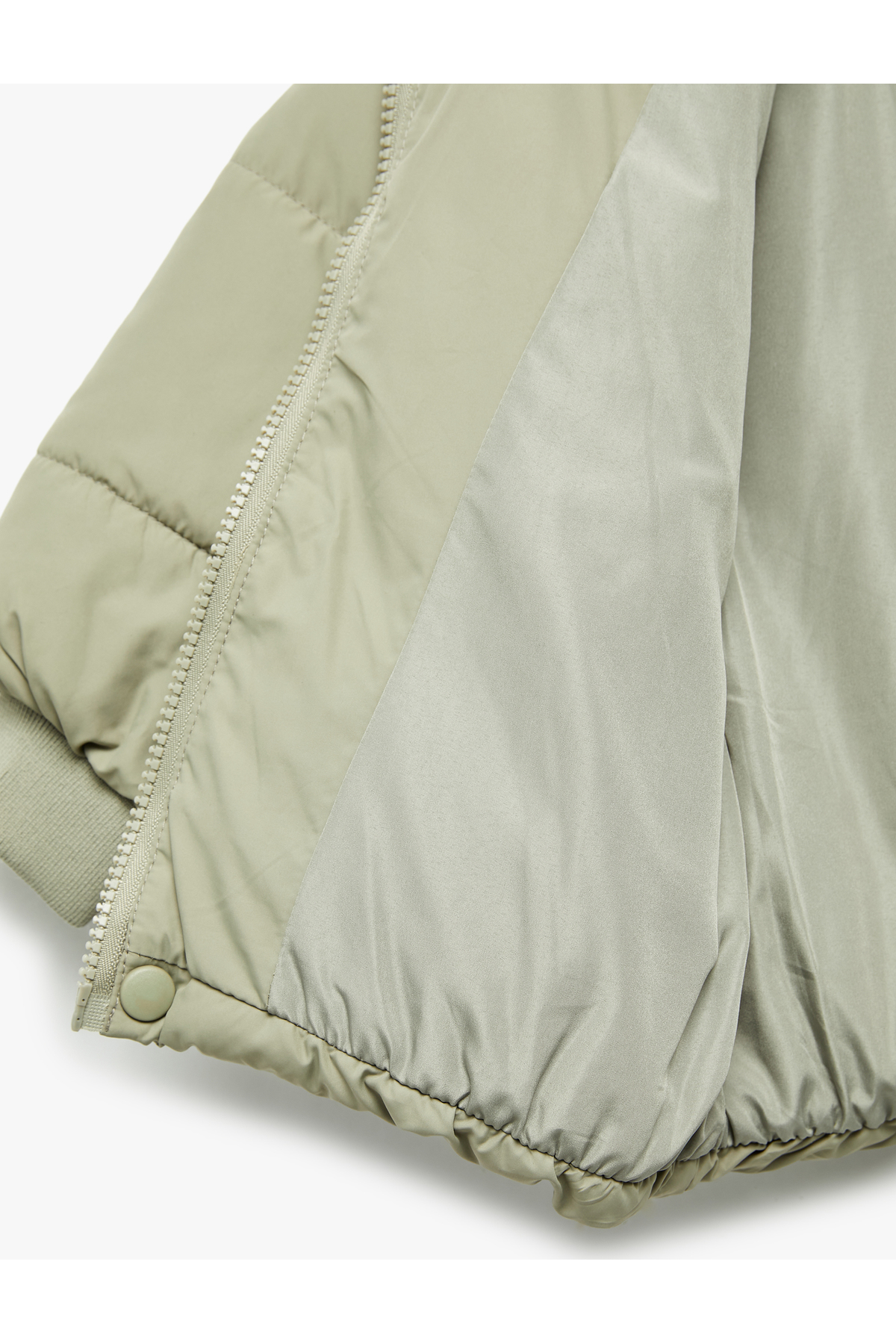 Koton Uzun Kollu Cepli Pamuk Astarlı Dik Yaka Şişme Mont fotoğrafı 3 (önizleme)