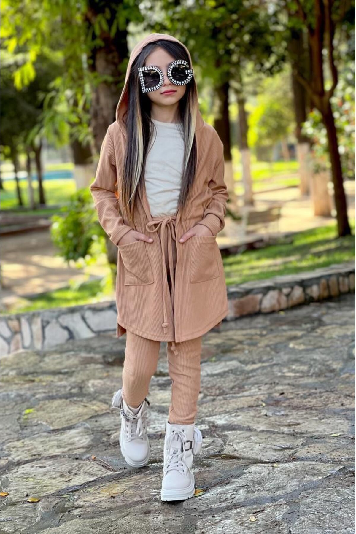 KOKOŞ BEBEK Kız Çocuk 3’lü Likralı Ottoman Takım – Kapşonlu Üst, Tayt & Badi / 2-12 Yaş Arası fotoğrafı 6 (önizleme)