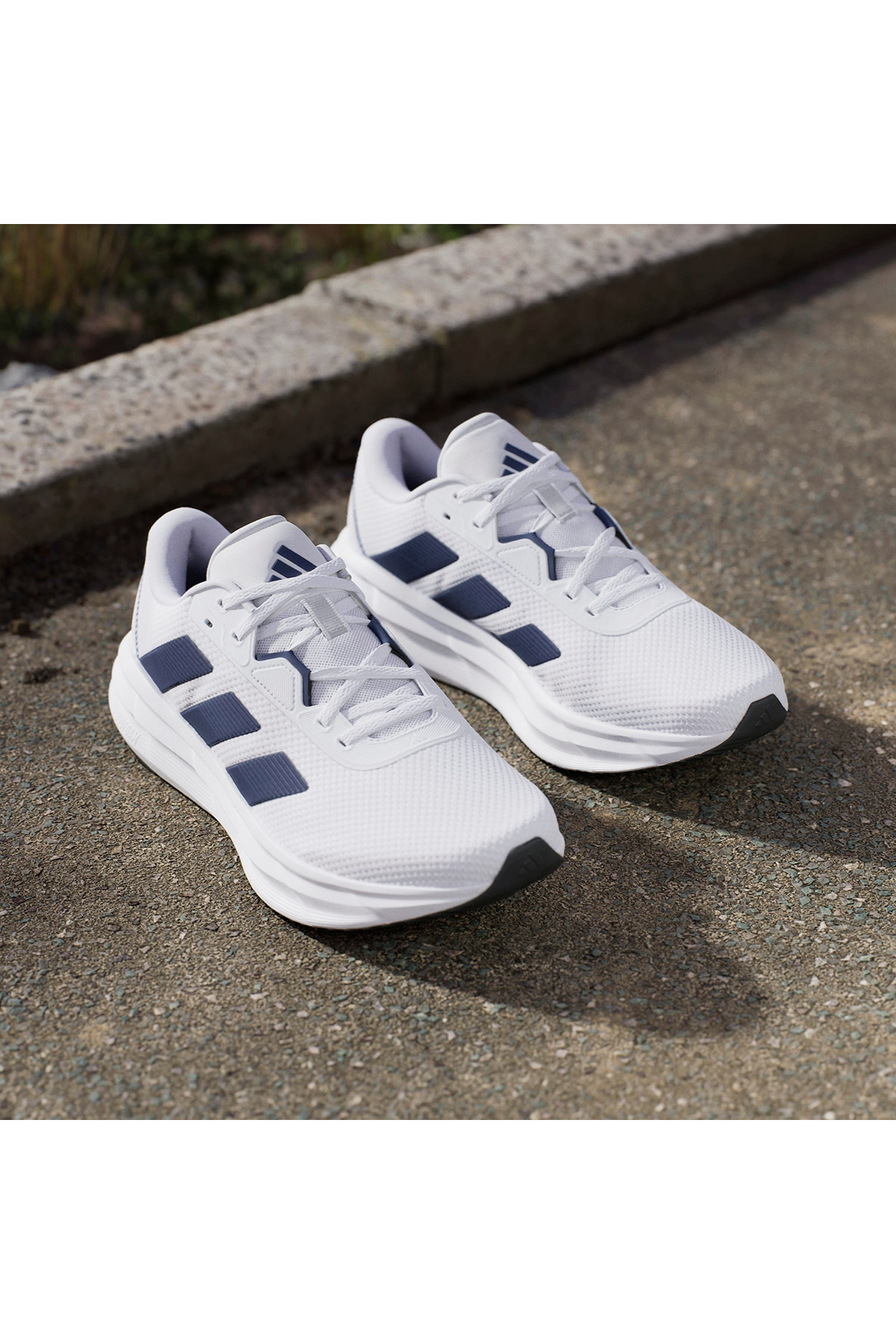 adidas  Galaxy 7 Erkek Beyaz Koşu Ayakkabısı JQ2620 - Görsel 5