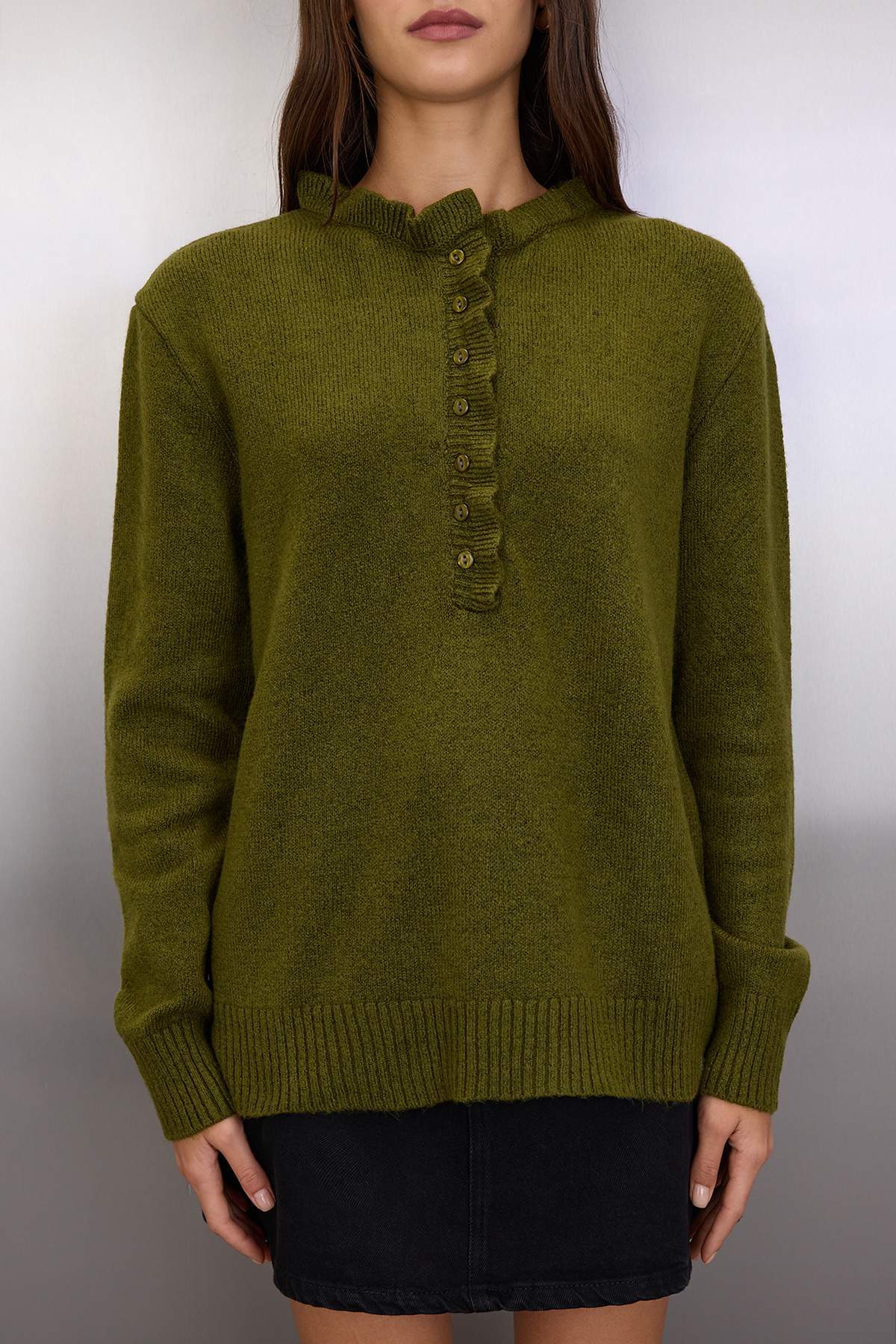 Trendyolmilla  Haki Yaka Detaylı Yumuşak Dokulu Triko Kazak TWOAW26KZ00221 - Görsel 3