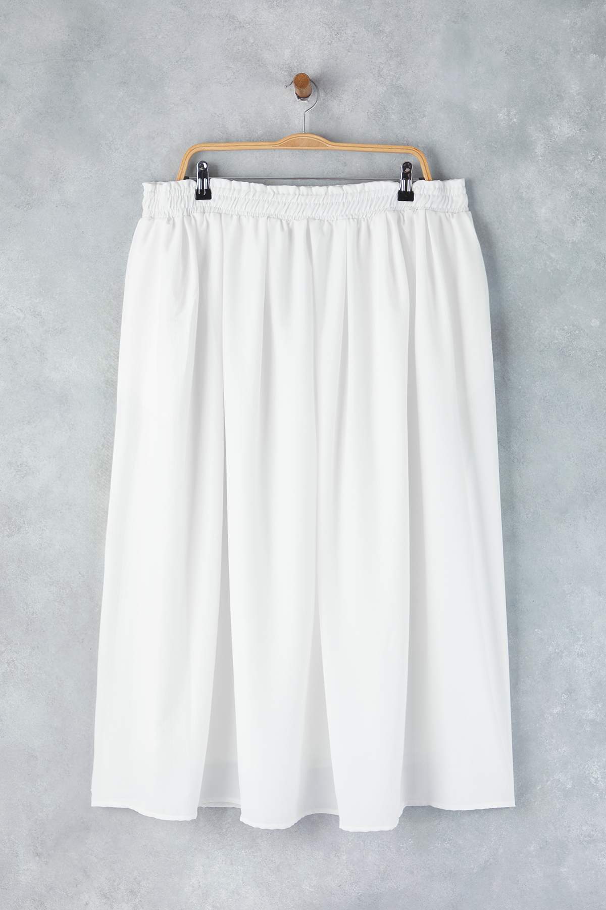 Trendyolmilla  Beyaz Maxi Beli Lastkli Dokuma Büyük Beden Etek TBBSS25AZ00031 - Görsel 8