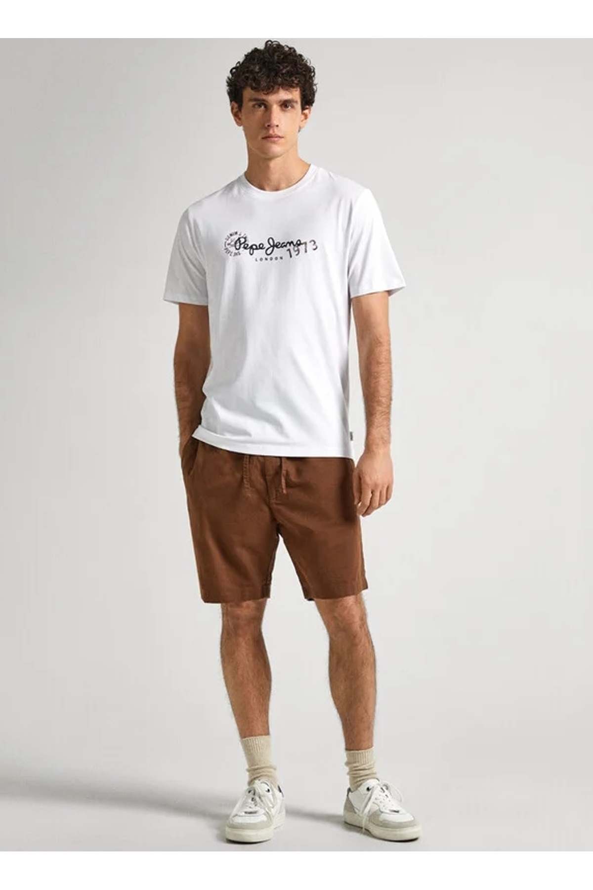 پپه جینز تی شرت مردانه یقه گرد طرح دار سفید PM509373 800 CAMILLE