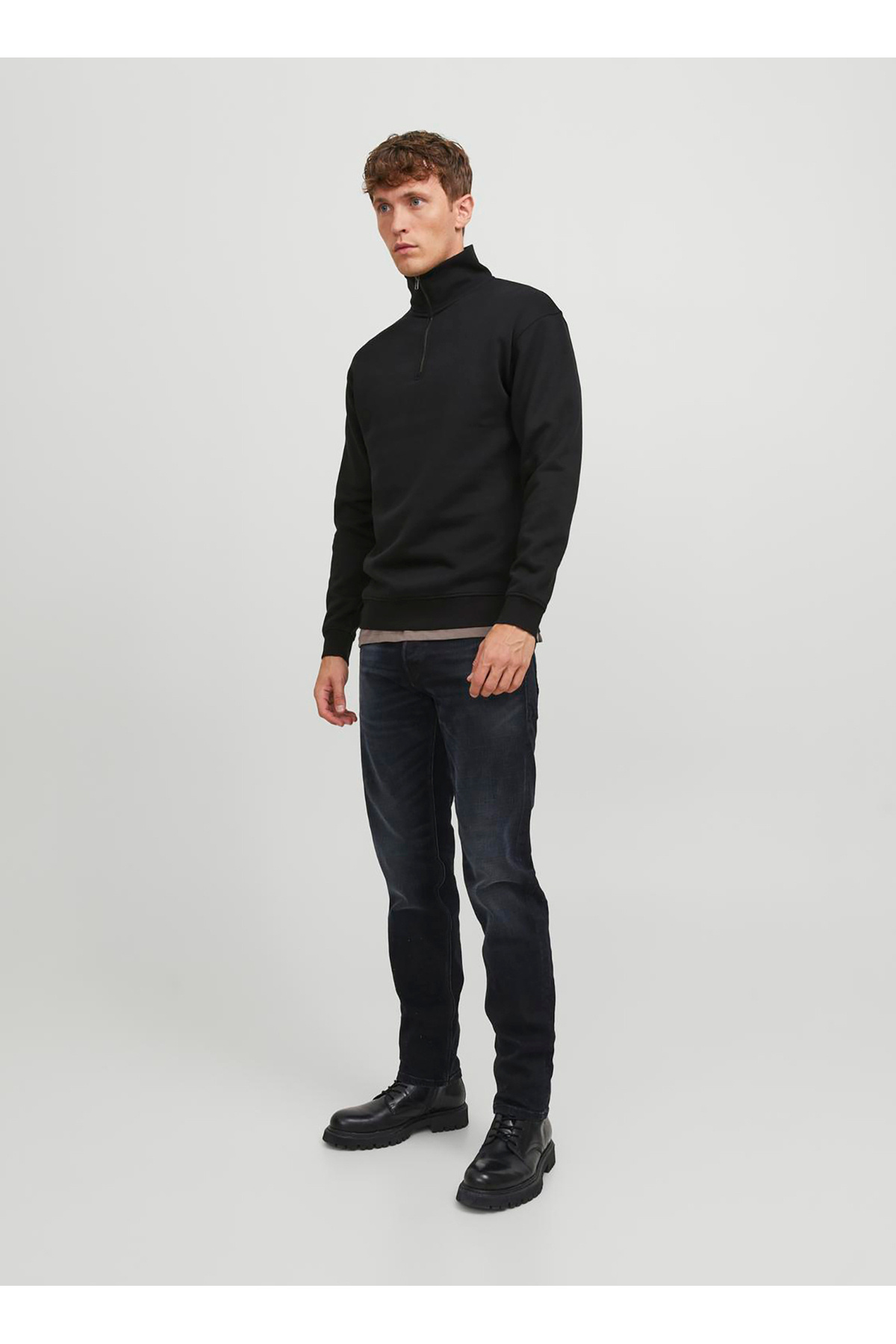 جک اند جونز سویشرت مردانه یقه ایستاده مشکی 12250747_JJEBRADLEY SWEAT HALF ZIP