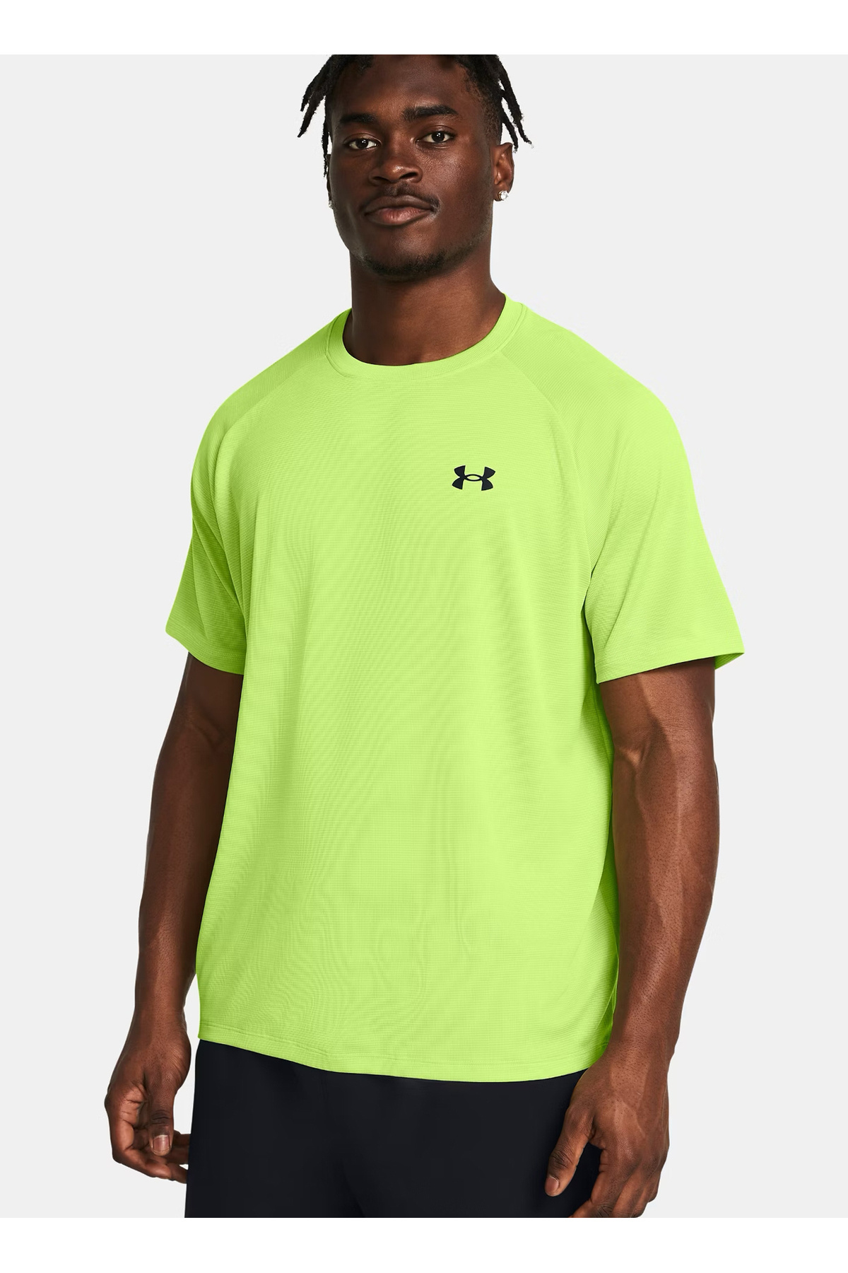 آندر آرمور تی‌شرت مردانه یقه گرد سبز رنگ سایز معمولی کد ۱۳۸۲۷۹۶-۳۰۴ UA Tech Textured SS