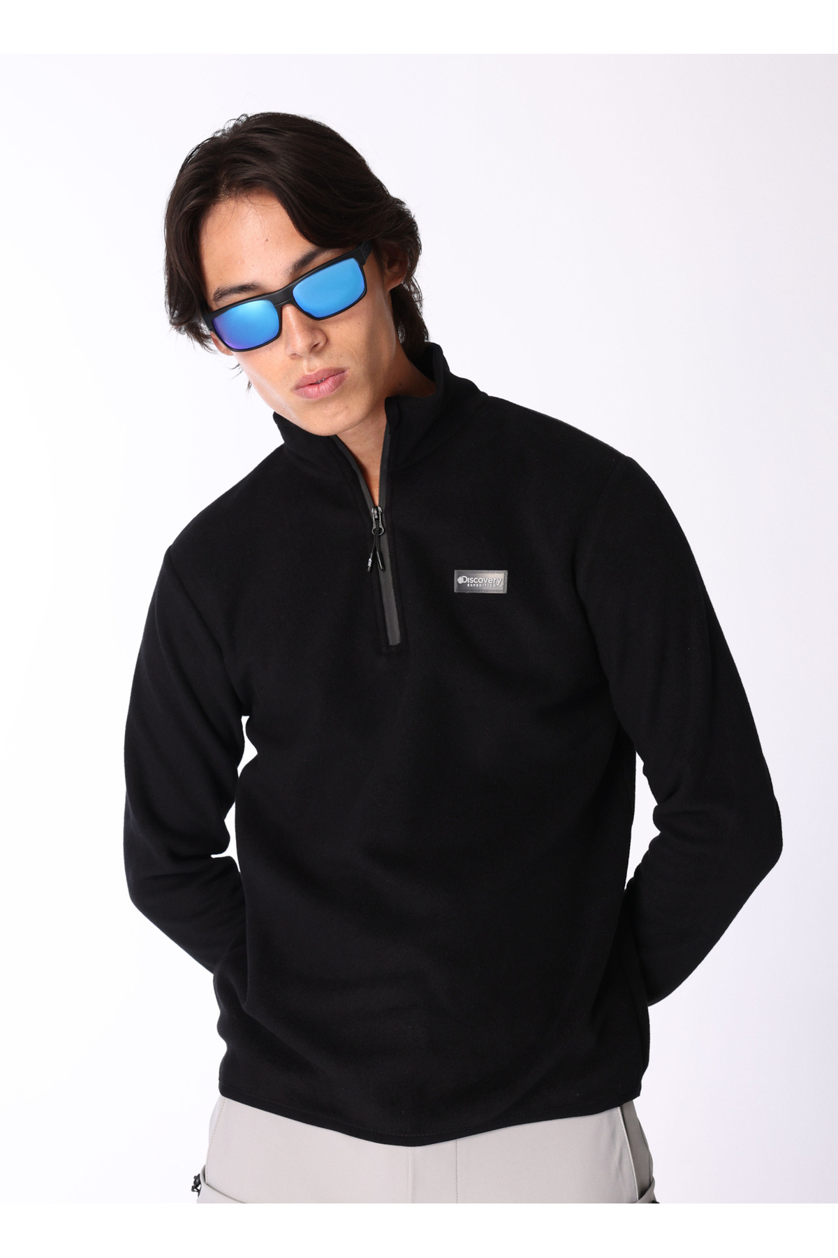 دیسکاوری اکسپدیشن سویشرت مردانه یقه ایستاده مشکی طرح پولار ساده D4WM-SWT3993