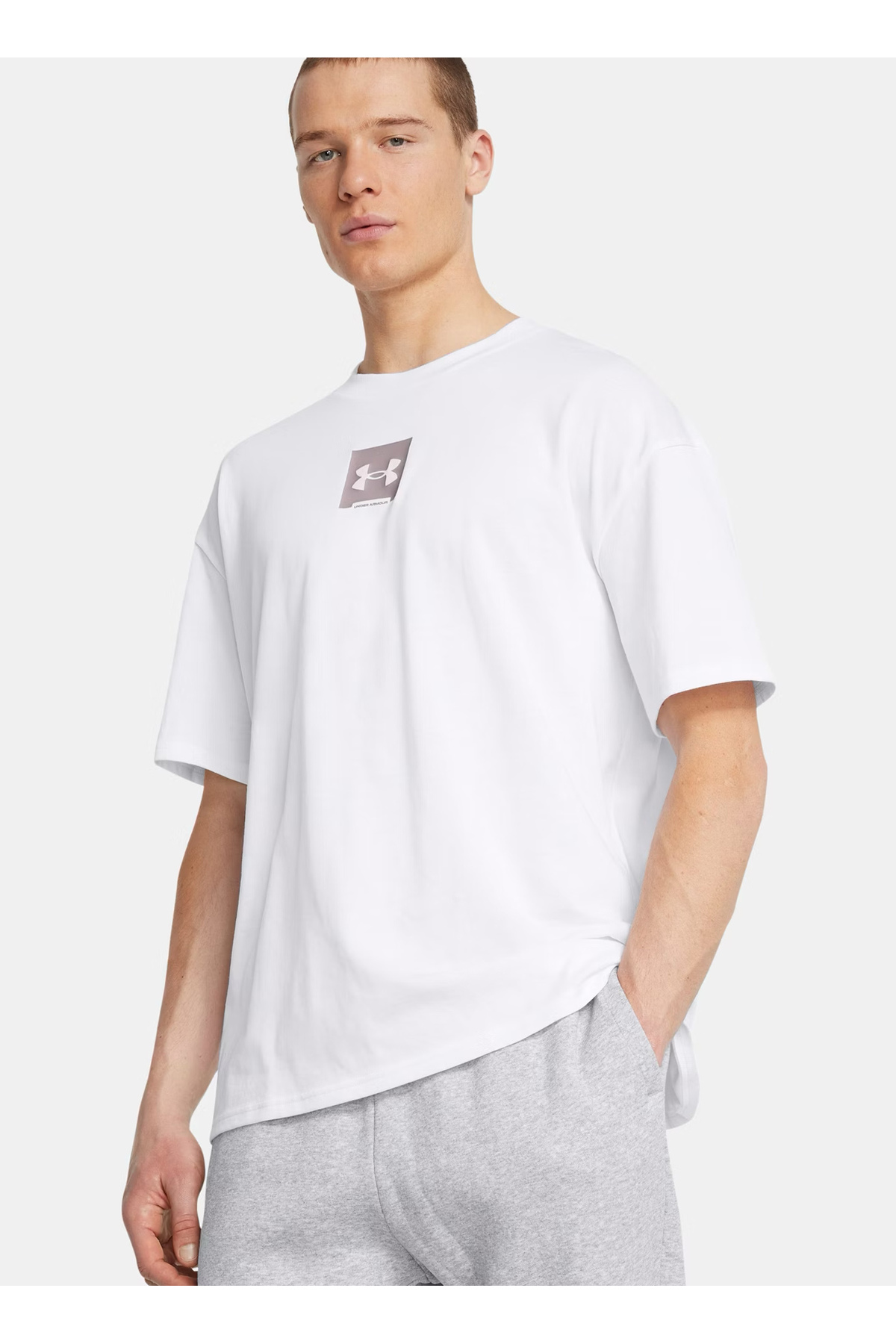 آندر آرمور تی‌شرت مردانه یقه گرد سفید سایز معمولی کد ۱۳۸۶۸۰۳-۱۰۰ UA M HW OS SM BOX SS