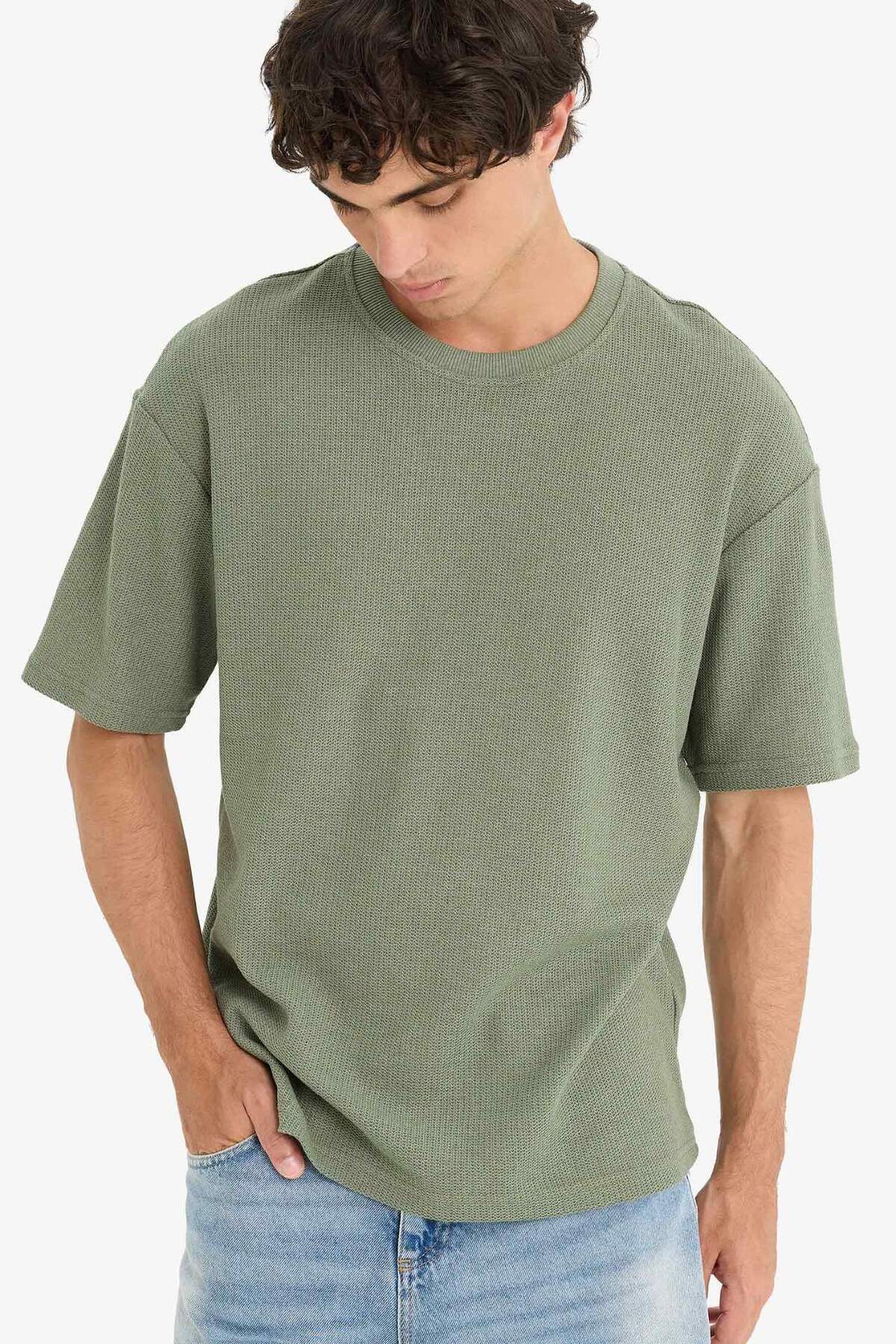 دفاکتو تی شرت آستین کوتاه بافت دار یقه باکسی Fit Relaxed Cut Crew E4838AX25AU