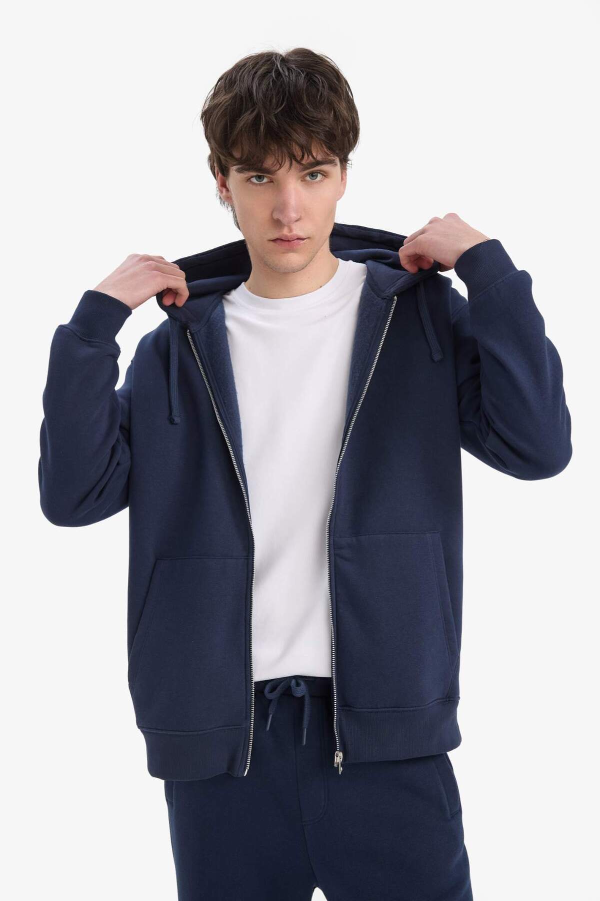 Comfort Fit Hooded Soft Feathered Basic Flat Thick Zippered Sweatshirt D7599AX25SP