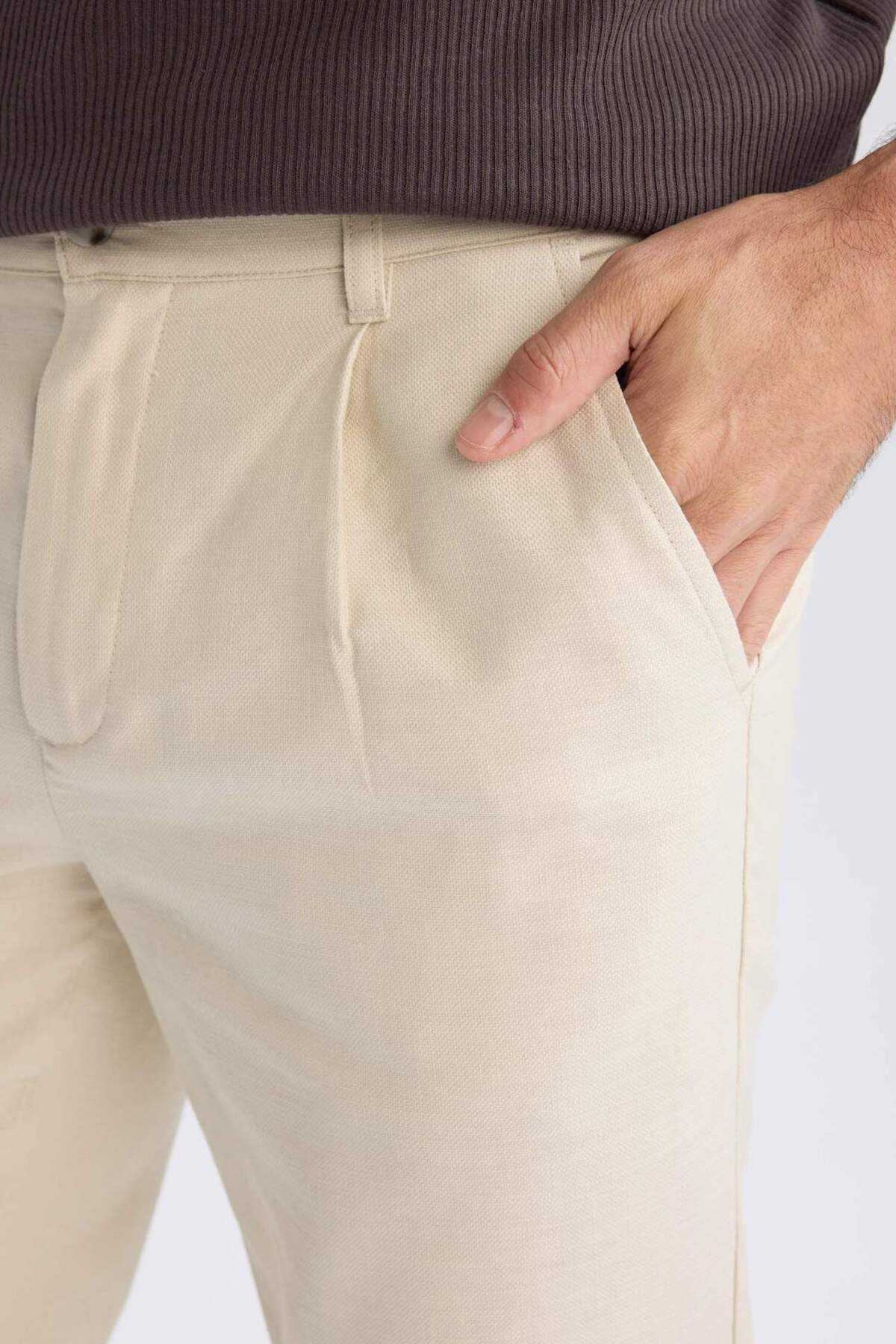 DeFacto %100 Pamuk Relax Fit Düz Paça Keten Görünümlü Yazlık Kumaş Pantolon D4251AX25SM görsel 7