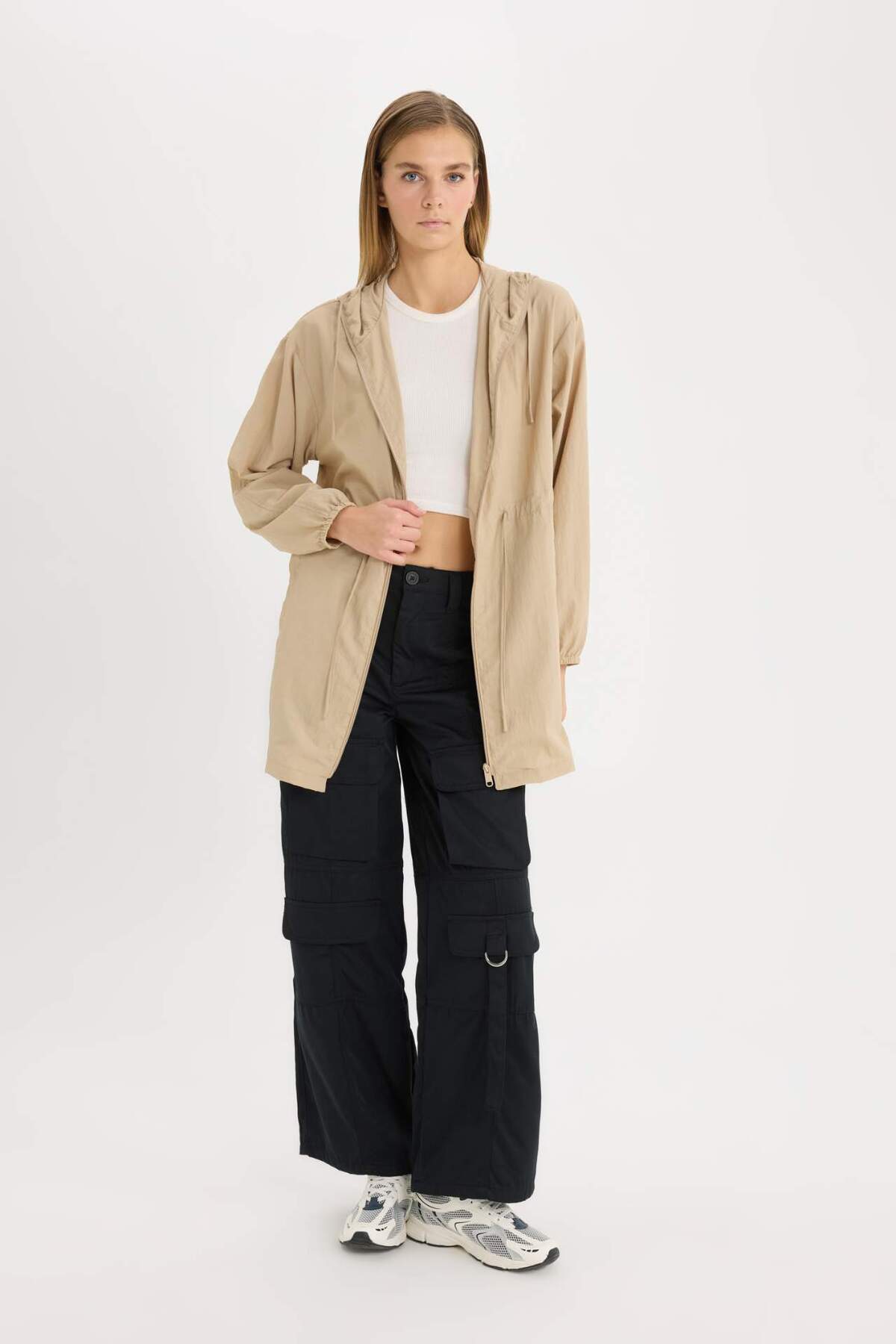 Defacto  Su Geçirmez Regular Fit Kapüşonlu Hafif Uzun Yağmurluk E2642AX25SP - Görsel 2