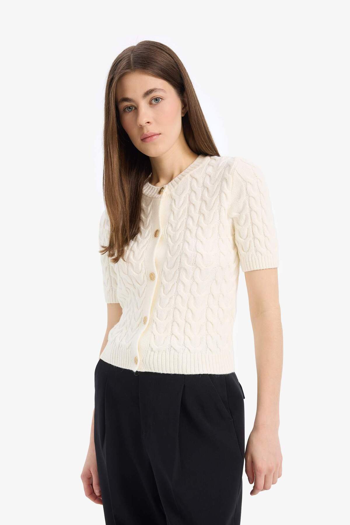 DeFacto Regular Fit Bisiklet Yaka Triko Kısa Kollu Hırka E6882AX25SM görsel 3