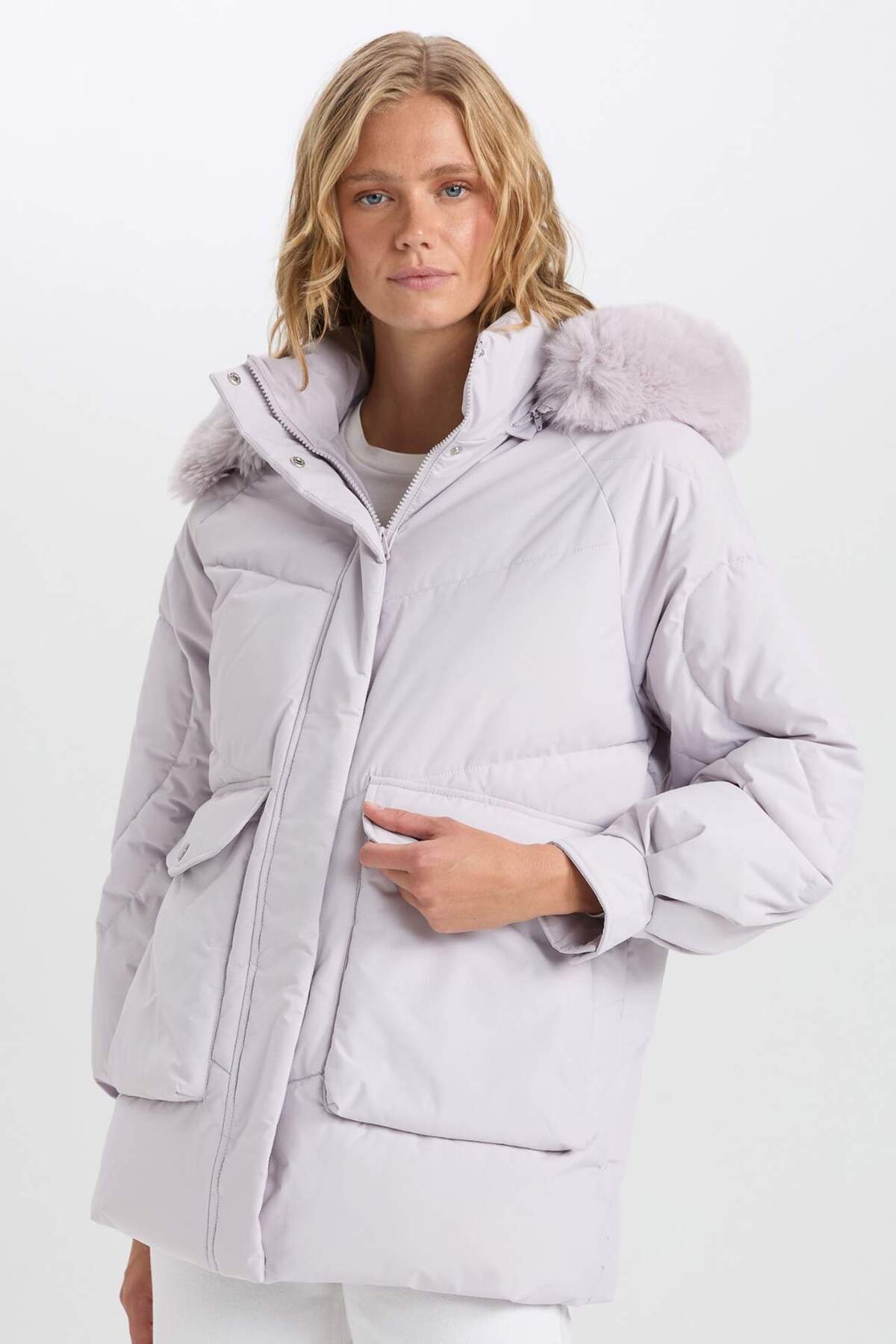 Defacto  Su Geçirmez Kapüşonlu Fermuarlı Cepli Şişme Mont C3973AX24CW - Görsel 2