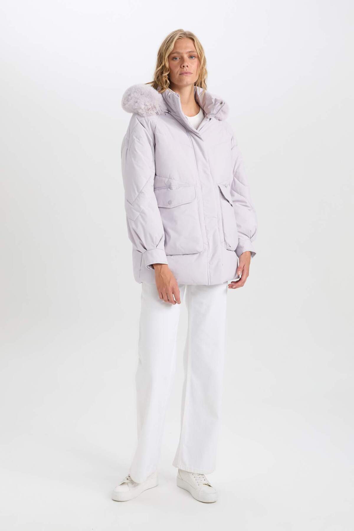 Defacto  Su Geçirmez Kapüşonlu Fermuarlı Cepli Şişme Mont C3973AX24CW - Görsel 3