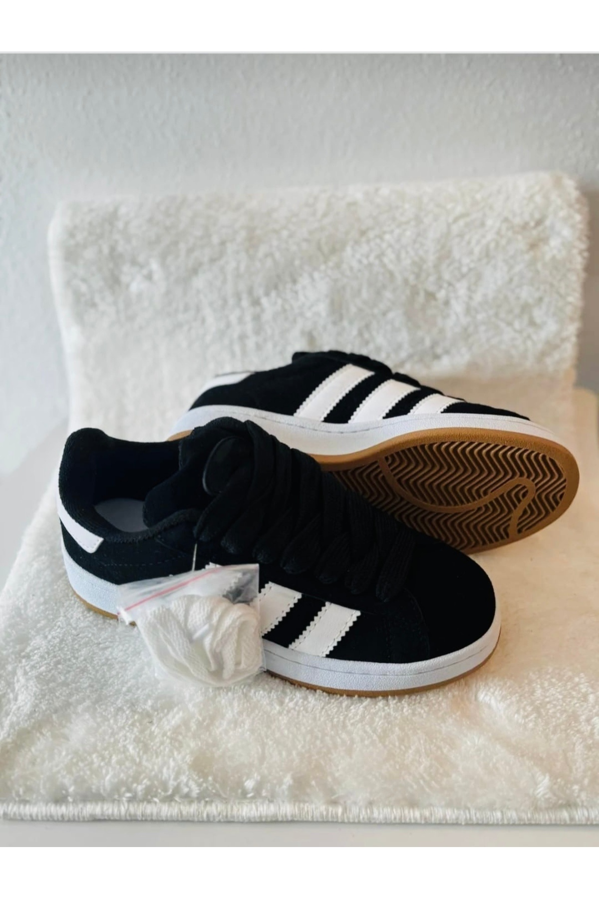 Campus Черни дамски маратонки с неплъзгаща се ортопедична подметка