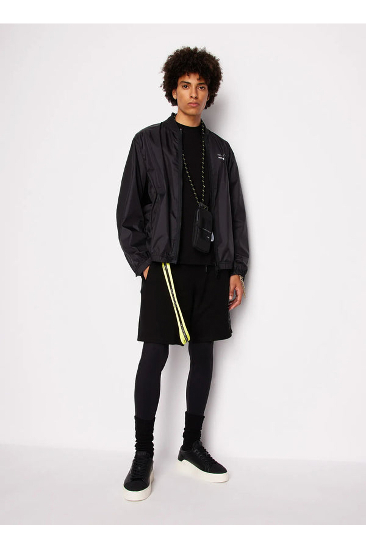 آرمانی اکسچنج شلوارک مردانه سویشرت مشکی معمولی 3DZSJA ZJDPZ 1200