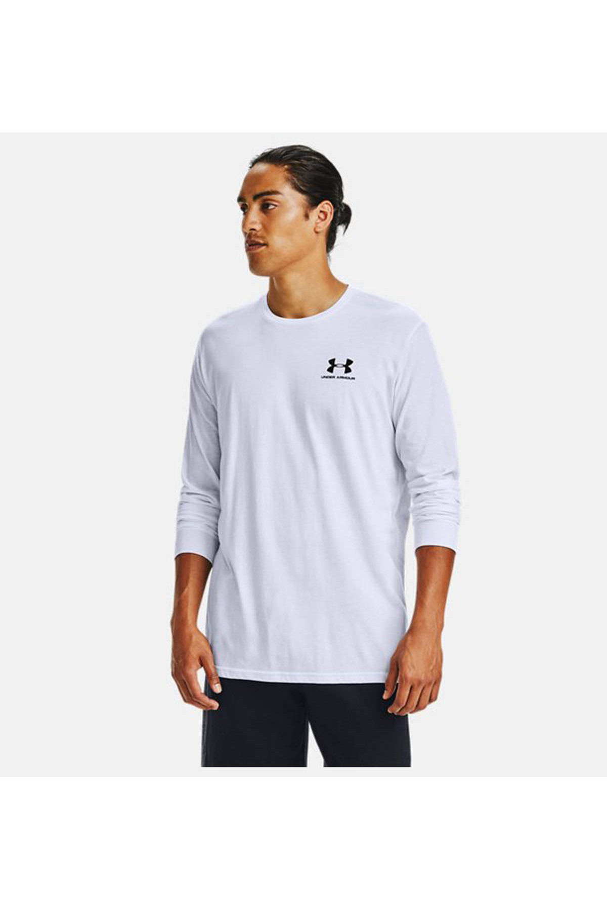 آندر آرمور سویشرت مردانه پورت‌استایل، مدل L، چپ سینه، سفید، کد ۱۳۲۹۵۸۵-۱۰۰