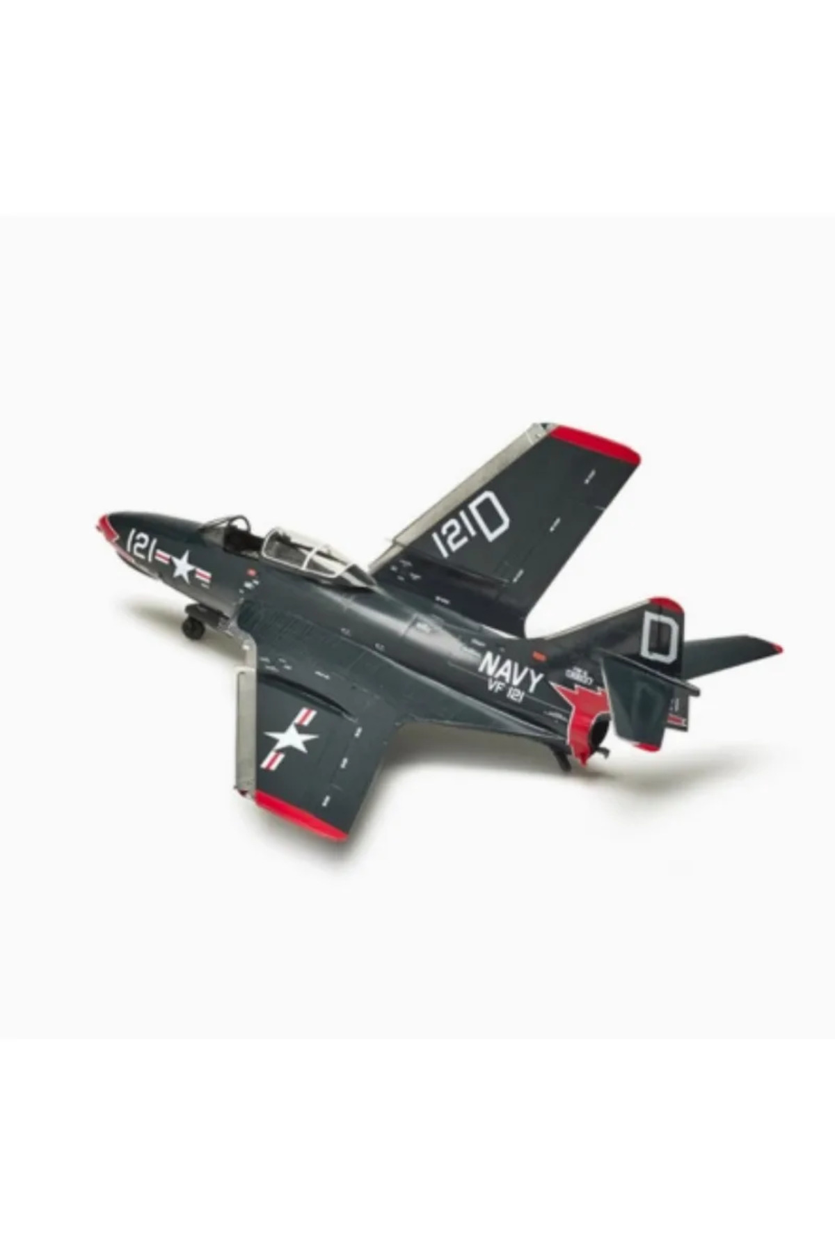 مدل پلاستیکی مونتاژی Kitty Hawk KH80127، مقیاس ۱/۴۸، F9F-8 و F9F-8P Cougar