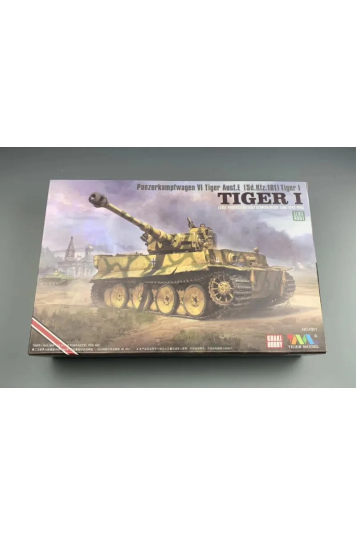 تایگر ۴۹۰۱ ۱/۳۵ Sd.Kfz.181 ۱۹۴۲–۱۹۴۵ تانک سنگین آلمانی اوایل جنگ جهانی دوم کیت مدل پلاستیکی مونتاژ ۴۹۰۱…