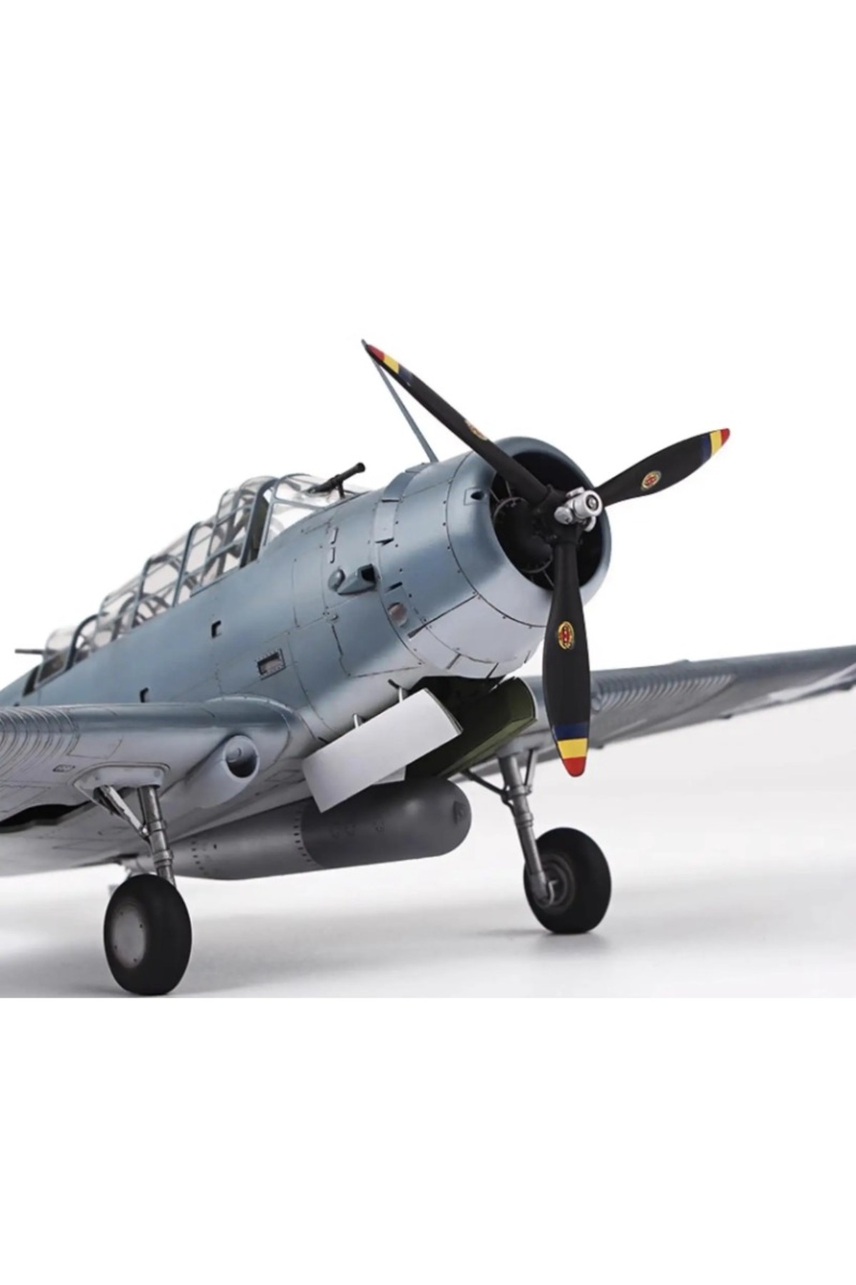 مدل پلاستیکی مونتاژی GreatWall در مقیاس ۱/۴۸ L4807 Devastator: داگلاس TBD-۱ VT-۸ در میدوی ۱۹۴۲