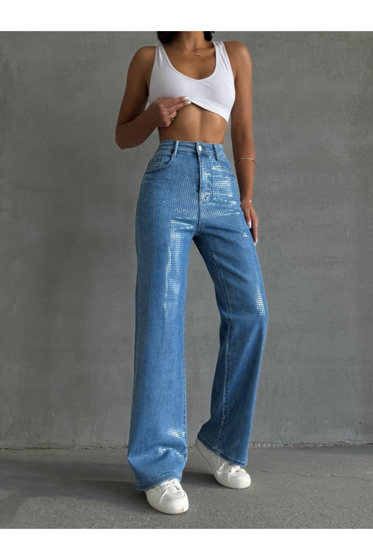 ADAMODA.RO Stretchy flared jeans with a shiny look