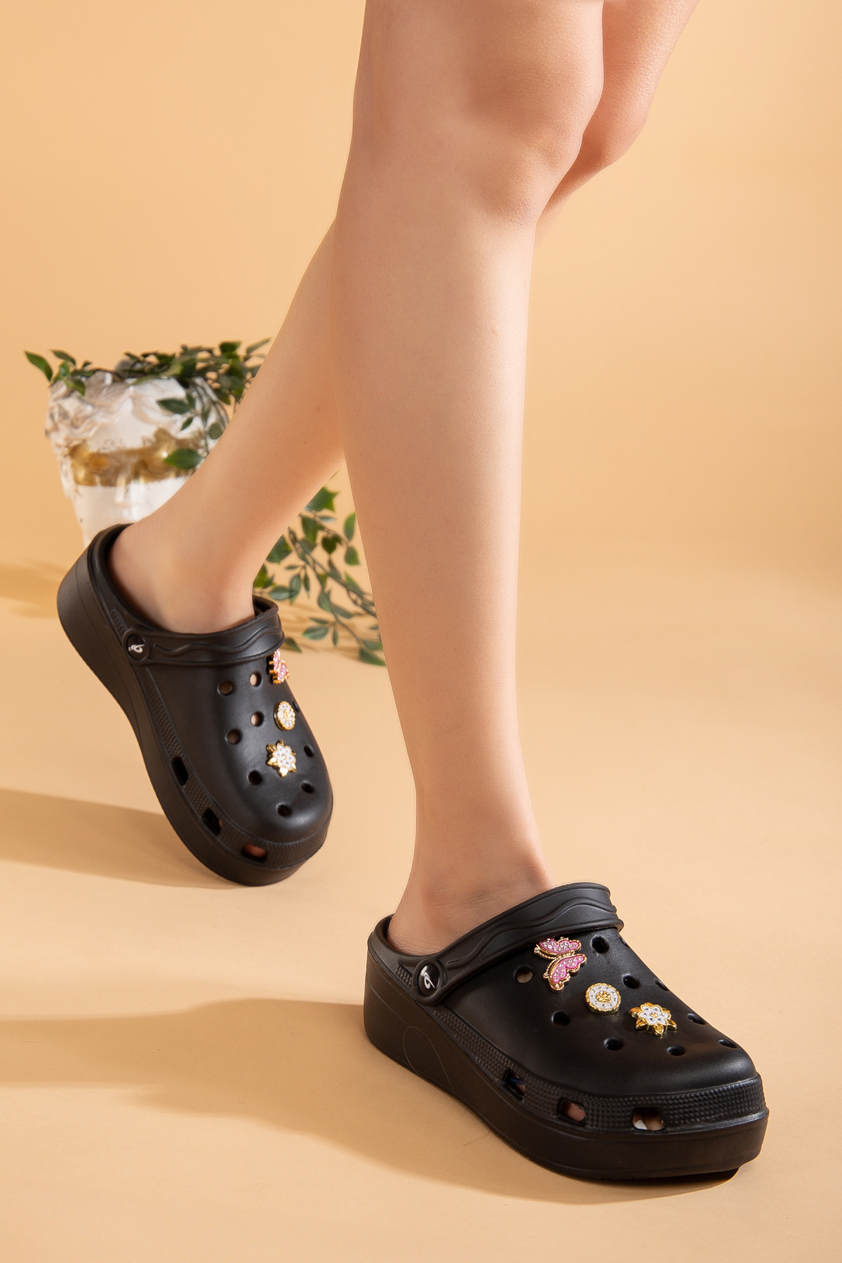  دمپایی ارتوپدی رنگارنگ بدون لغزش با لوازم جانبی ماساژ، دمپایی خانگی پرستار بیمارستانی مدل Cross Cook