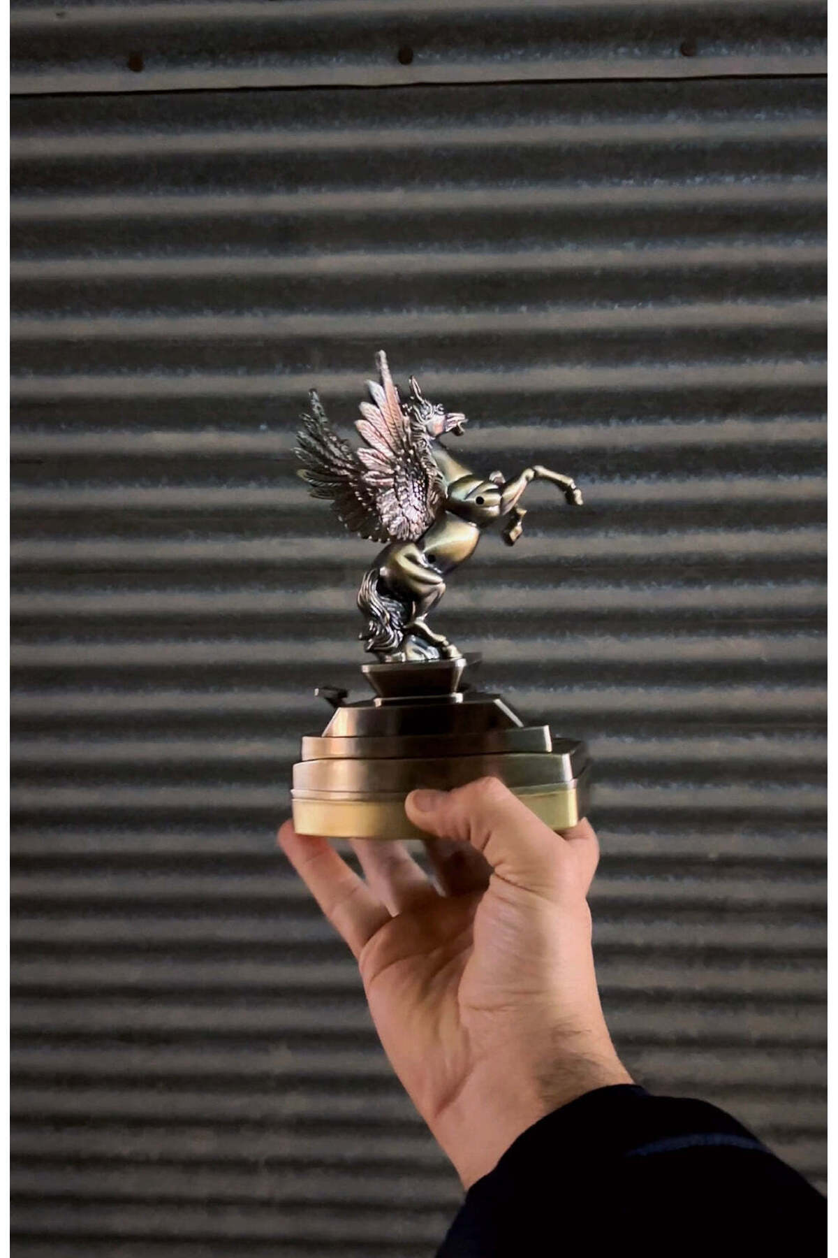 TECH LİGHTER GİFT Kişiye Özel Pegasus Küllük Çakmak Model