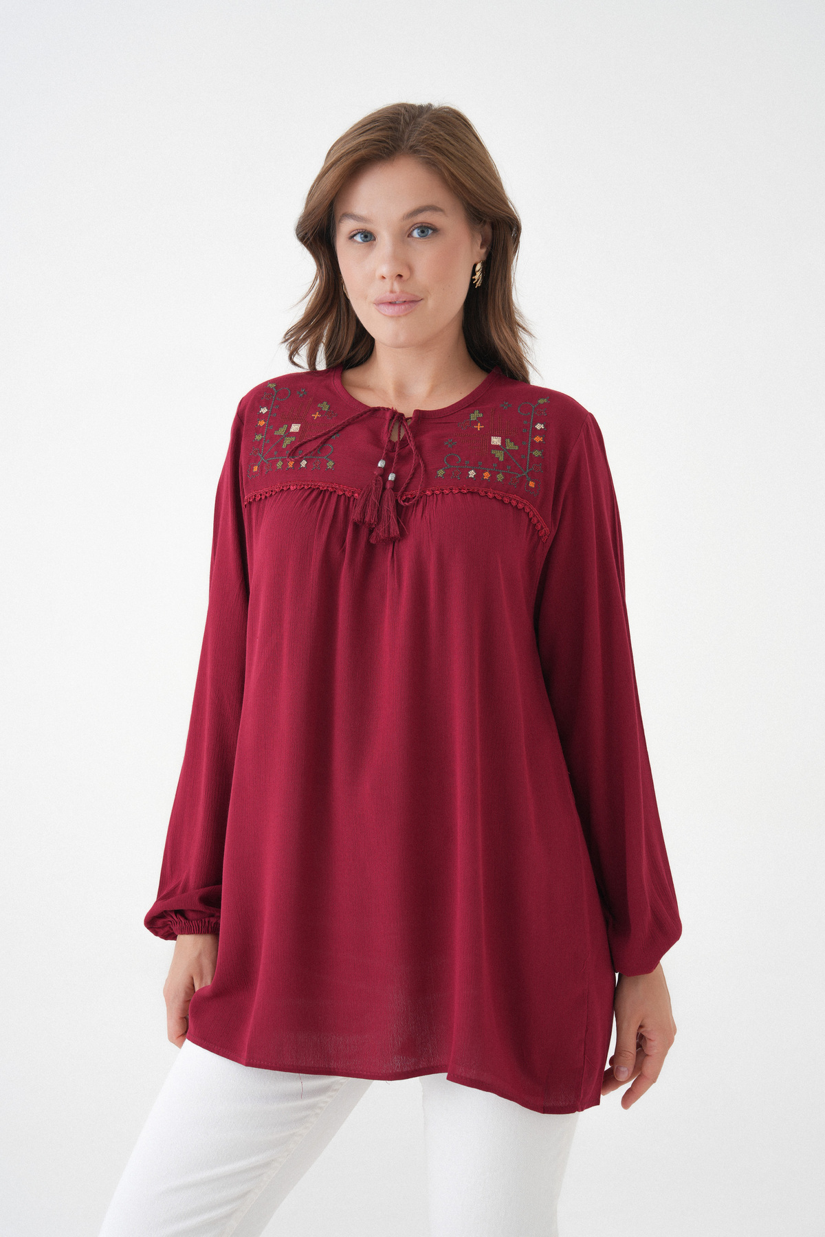 collar tie, ethamine pattern embroidery, burdock blouse