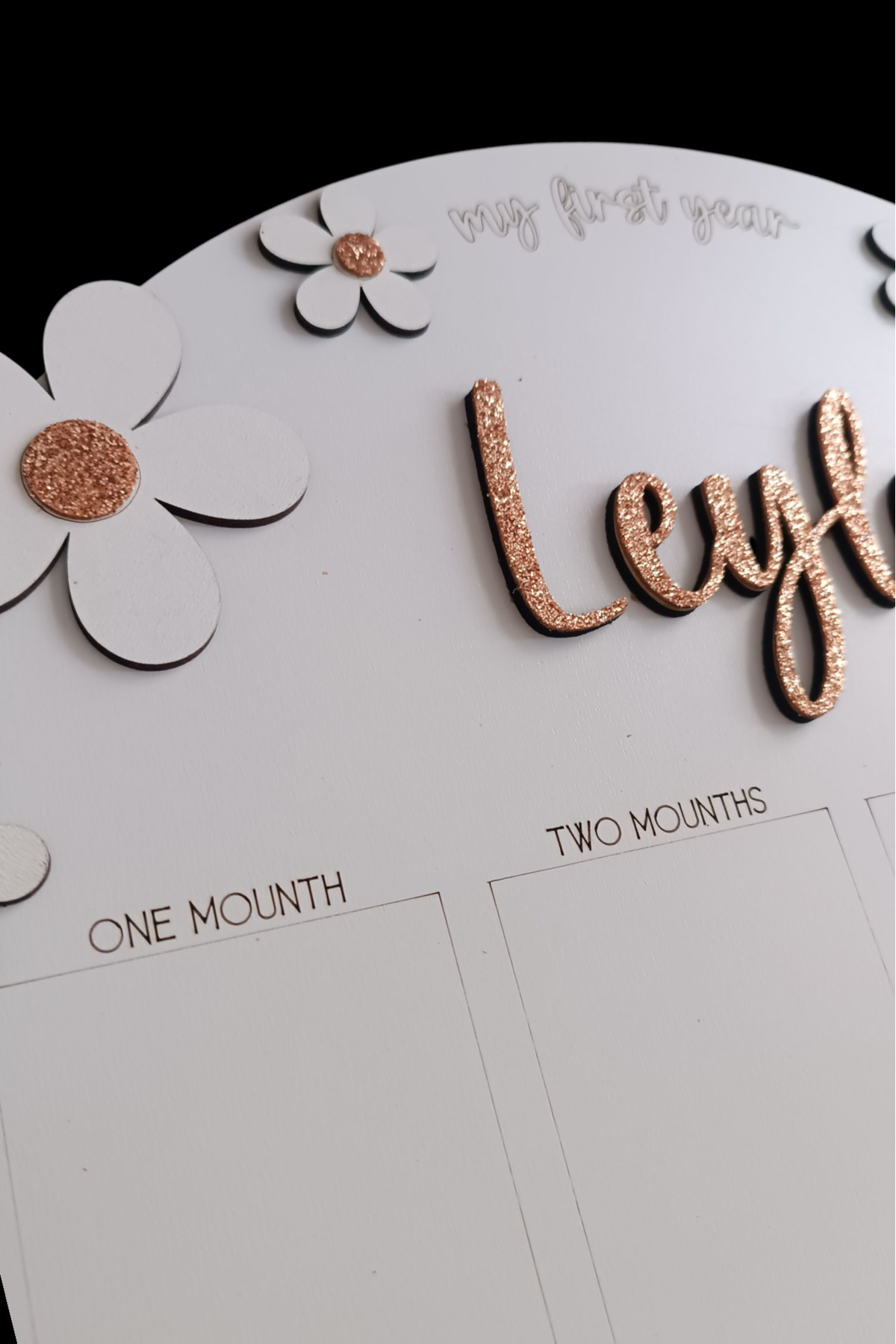 aze kids İsme Özel PAPATYA Temalı Ahşap İlk Yıl Anı Panosu 12 Aylık Bebek Hatırası Doğum Günü Süsü fotoğrafı 4 (önizleme)