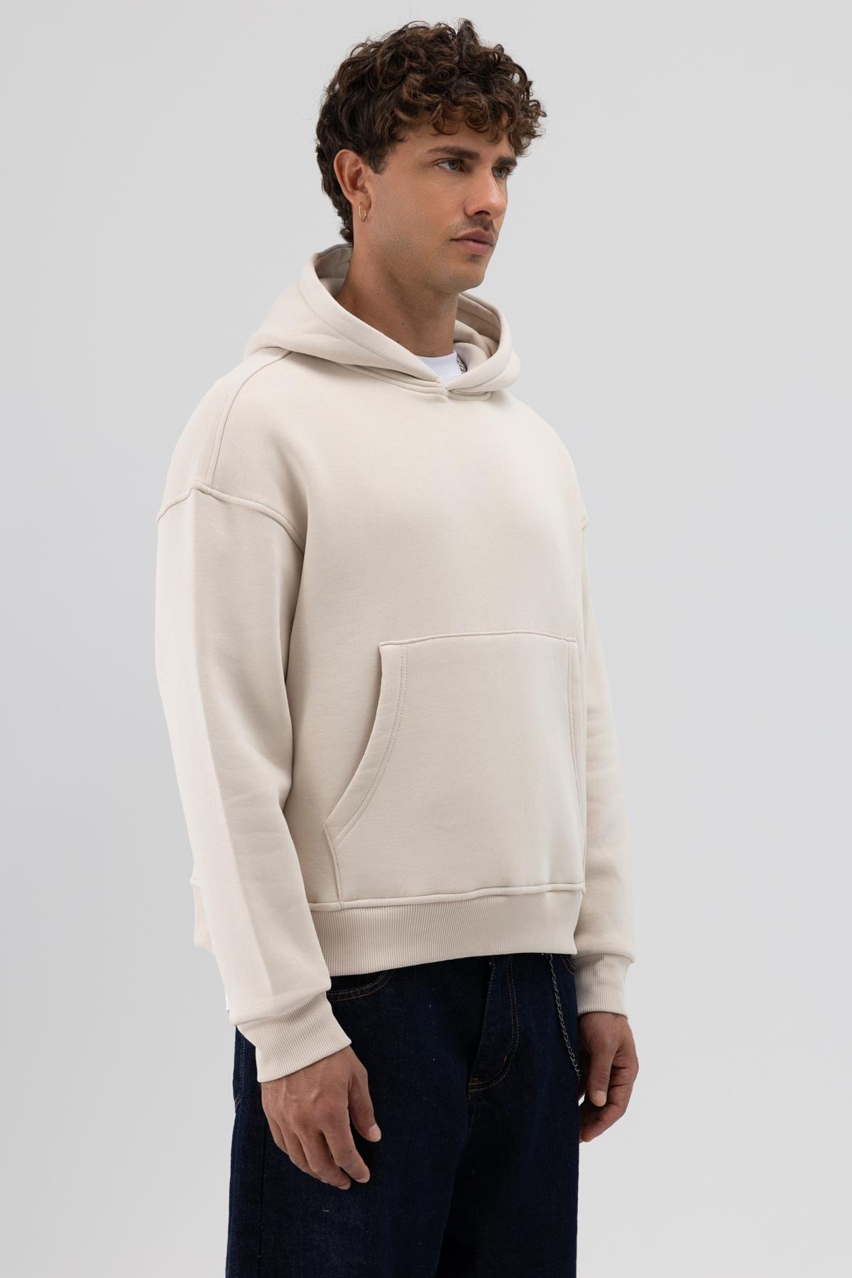 Basic Kapüşonlu Boxy Fit Sweatshirt Taş — بژ V70-87 — تصویر 4 از 6