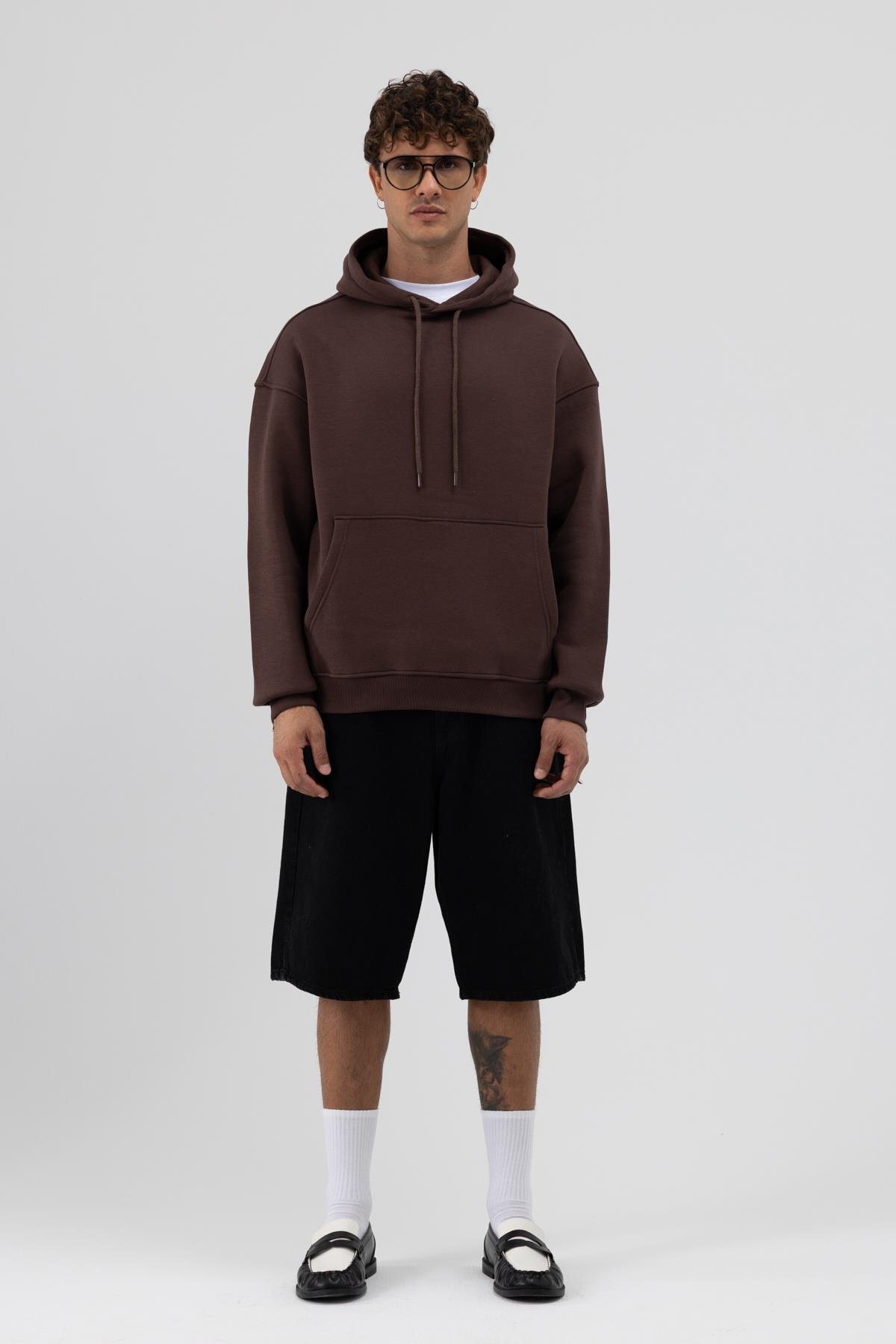 Basic Oversize Kapüşonlu Sweatshirt Kahve — قهوه‌ای V70-80 — تصویر 2 از 5