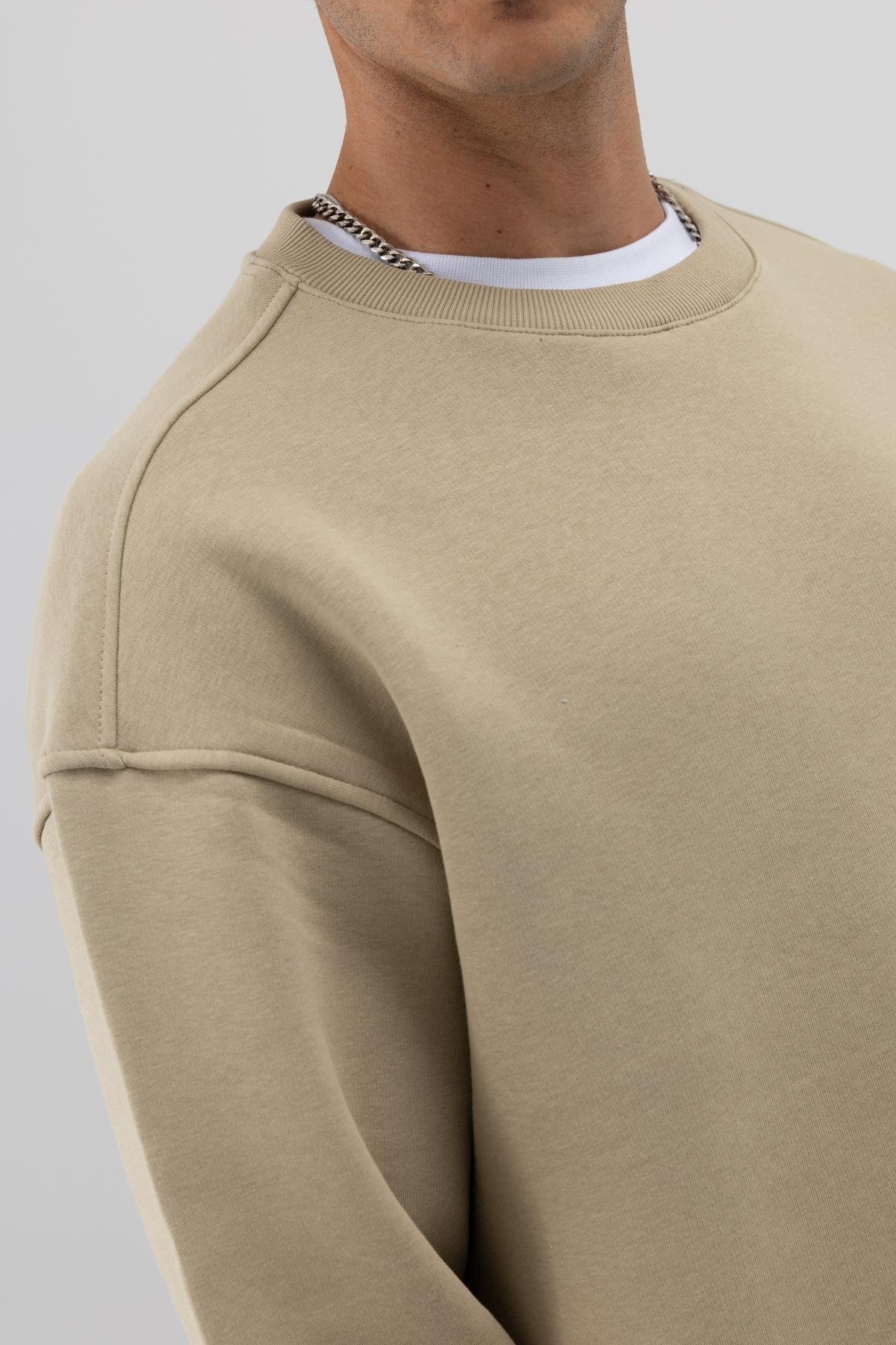 Basic Bisiklet Yaka Oversize Sweatshirt Haki — خاکی V70-79 — تصویر 5 از 7