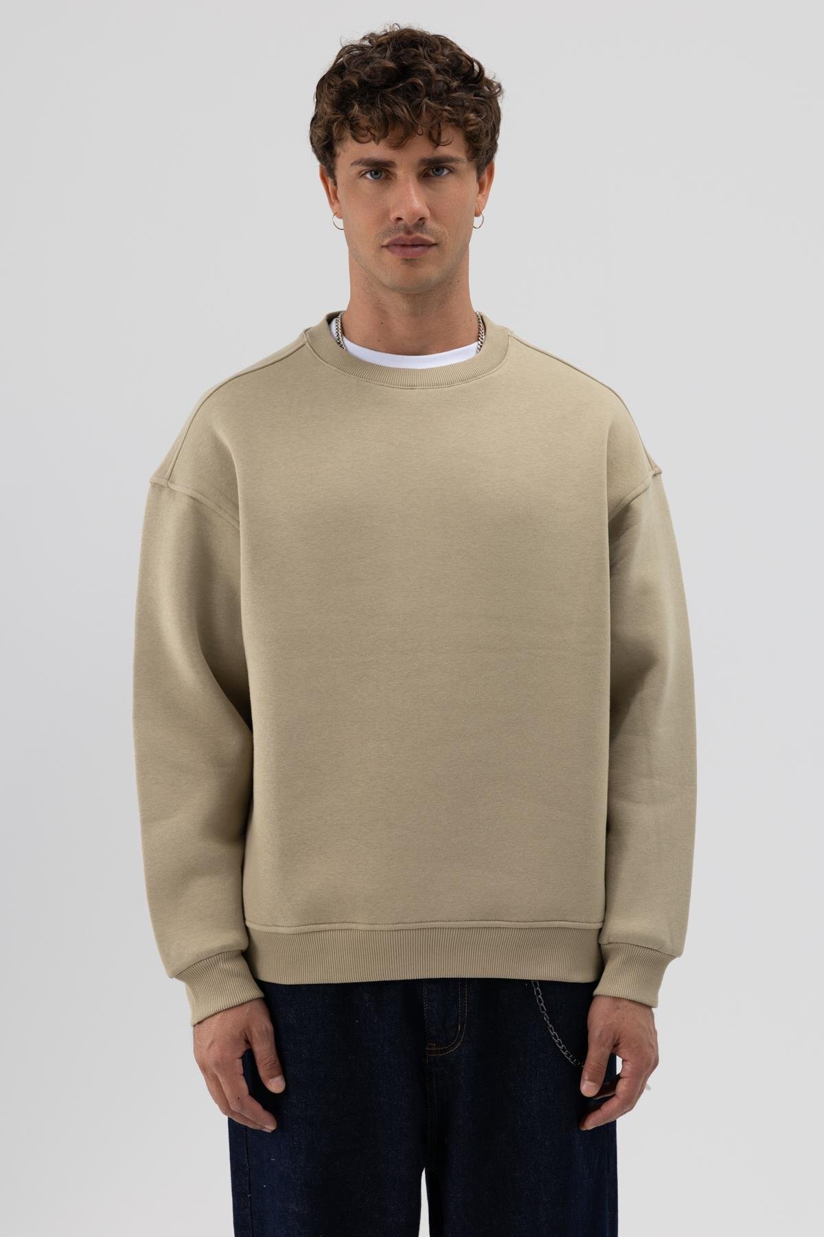 Basic Bisiklet Yaka Oversize Sweatshirt Haki — خاکی V70-79 — تصویر 3 از 7