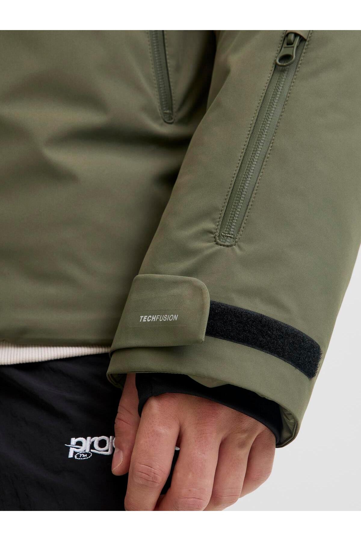 کت مردانه راسته آستین بلند | جک اند جونز Jack & Jones TYCE45A6421CA495FB070C600 - تصویر 6