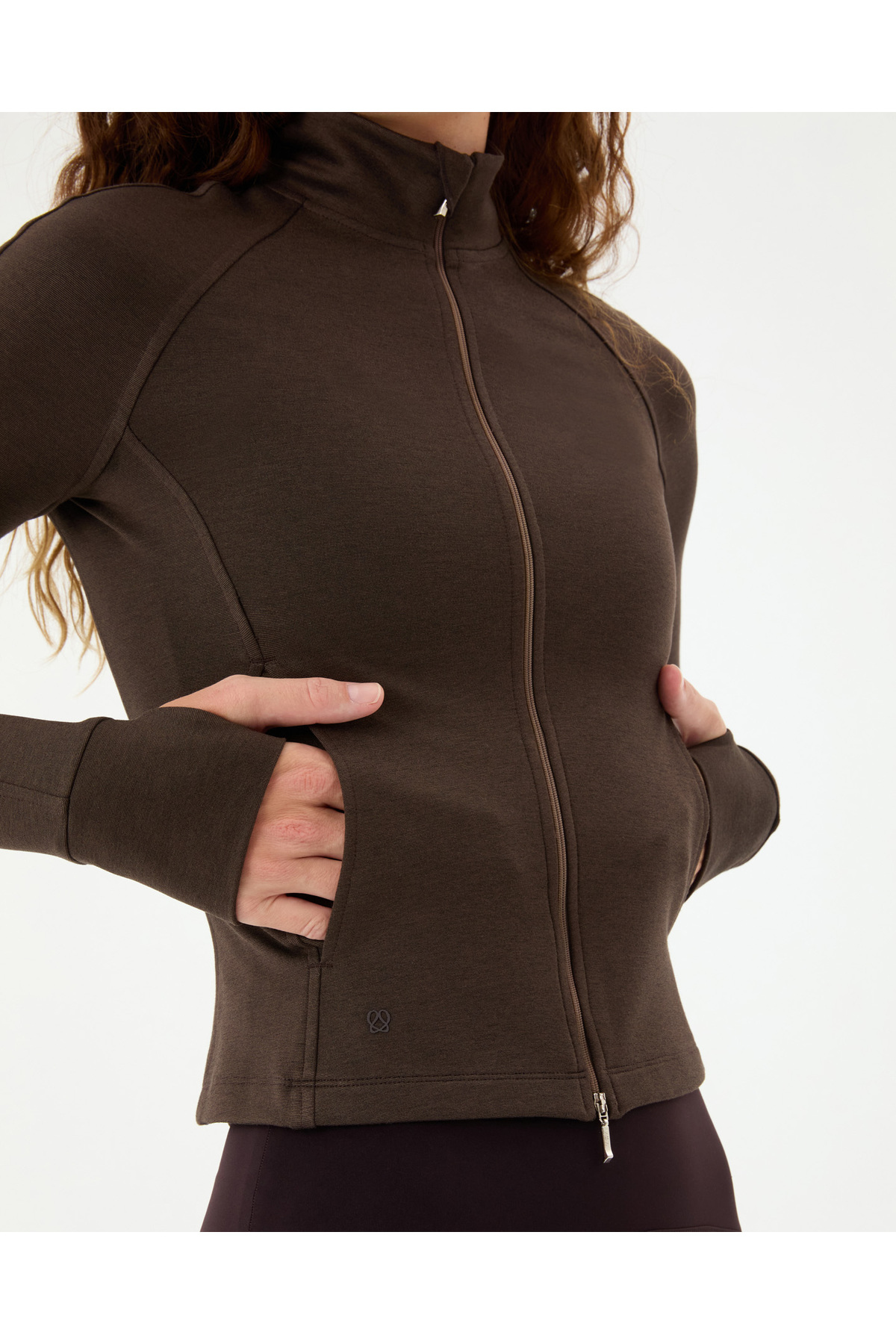 Ayma Active Kahverengi EcoVero™Viskoz Parmak Delikli Çift Yön Fermuarlı Kadın Dar Fit Spor Üst görsel 4