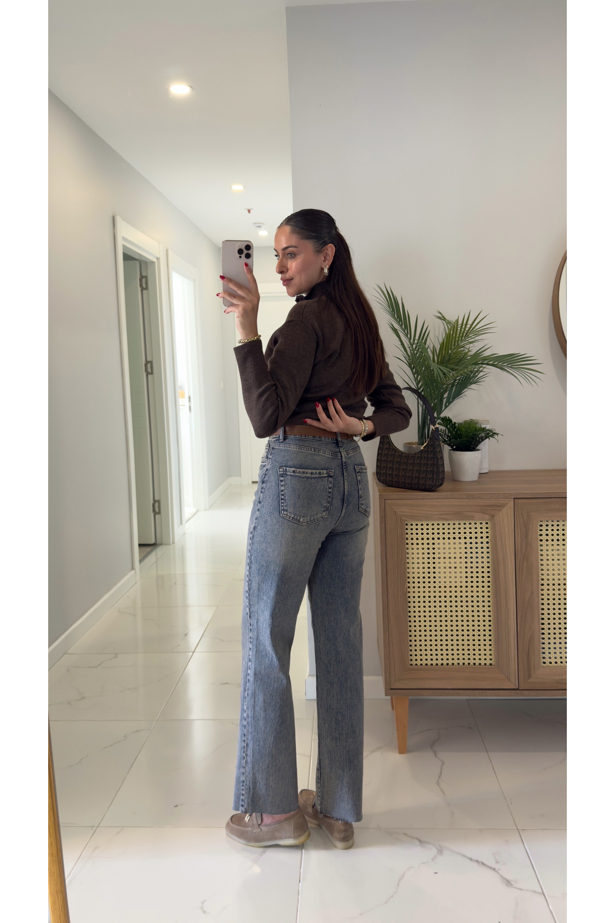 BİRCANÇİL  Melotti Mavi Yıkama Kesik Paça Kemerli Straight Jean - Görsel 3