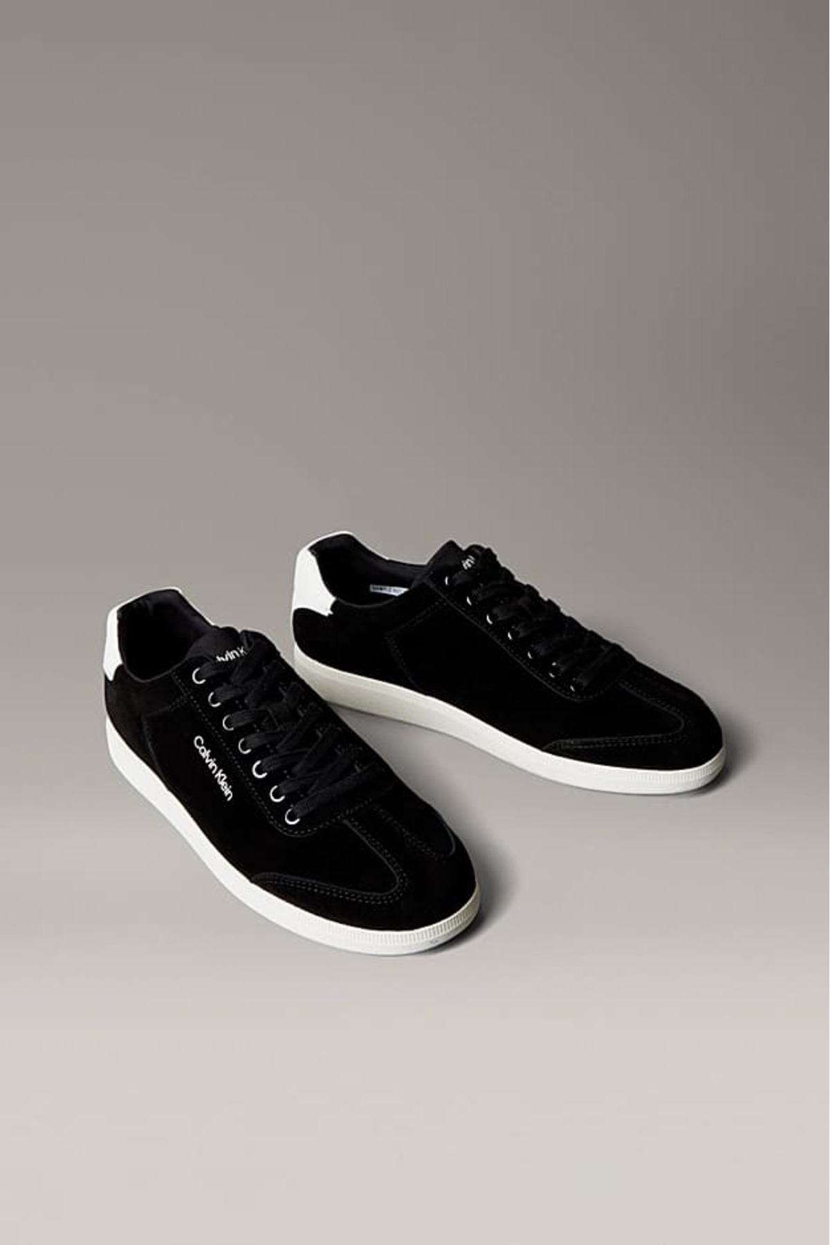 کلوین کلاین کفش کتانی جیر مردانه با کفی کاپوت - مشکی