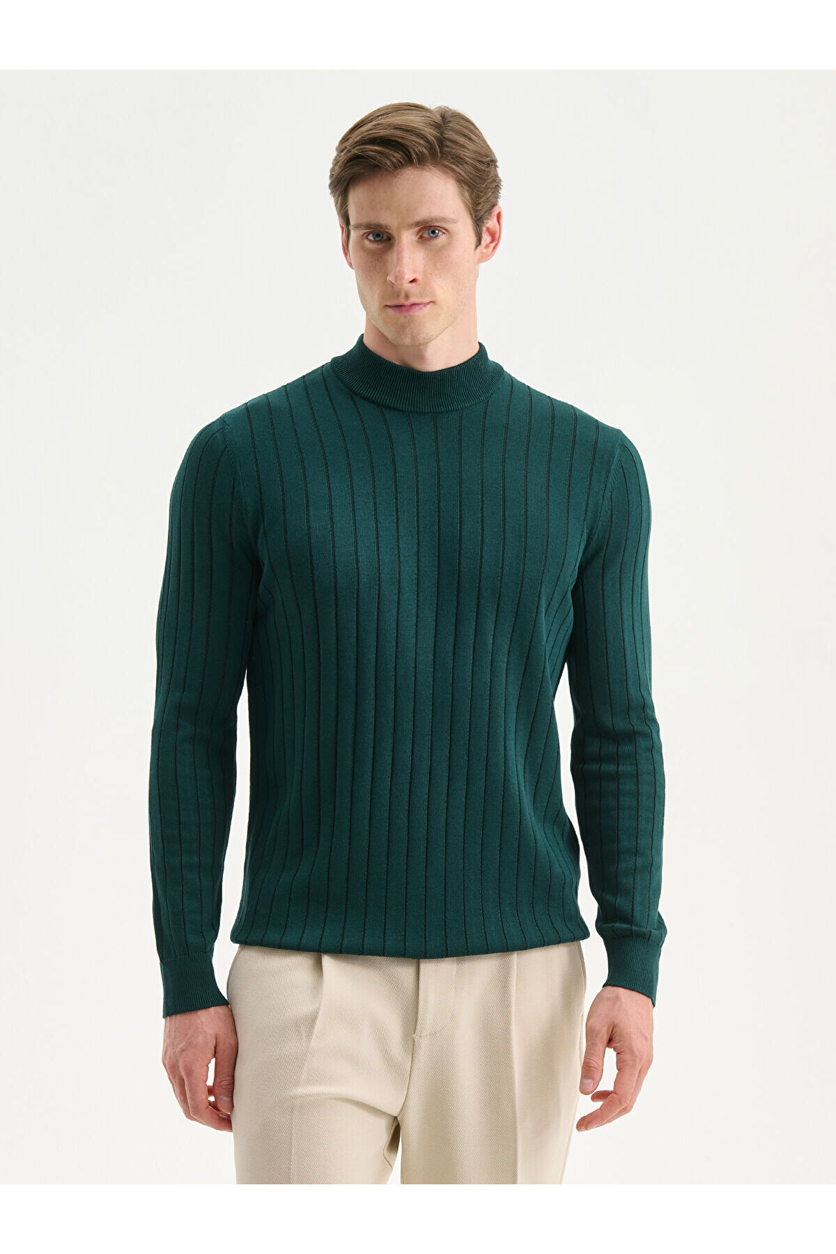 بافت و پلیور ال سی وایکیکی W5BI20Z8-HKE بافت و پلیور ال سی وایکیکی W5BI20Z8-HKE