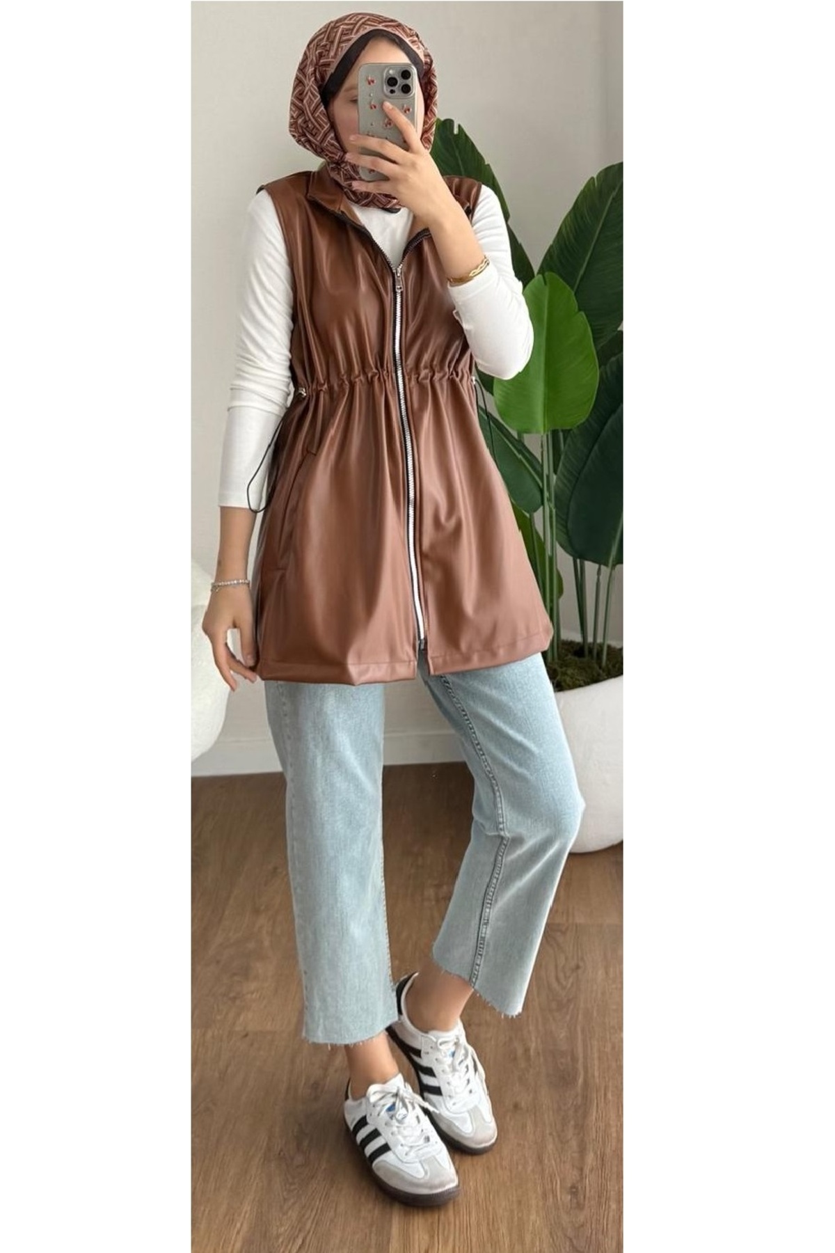 Miraydın Butik Kadın Fermuarlı Deri Yelek M2481 - Kahverengi