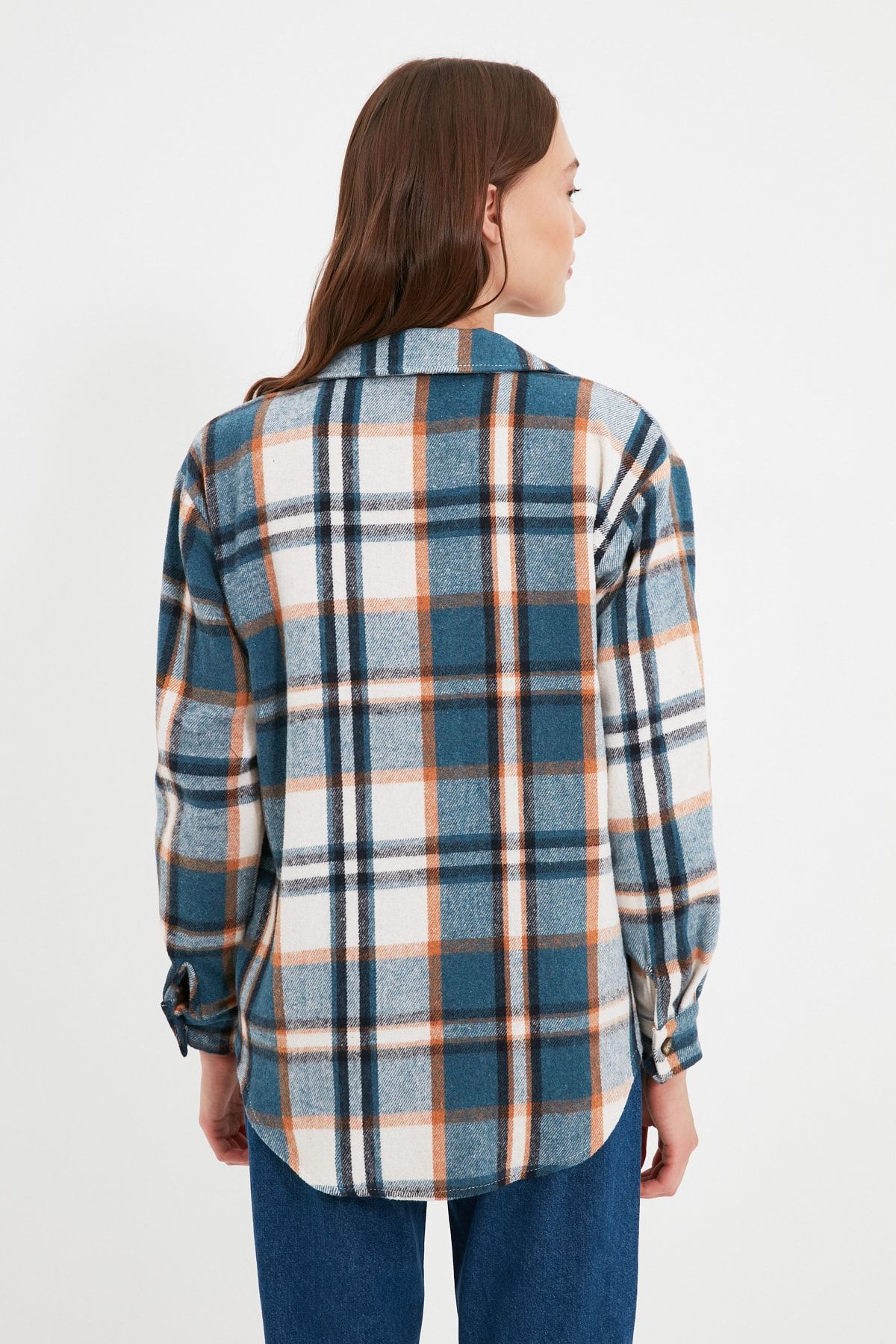 Trendyol Collection-Modrá kostkovaná oversize/Wide Fit tkaná košile TWOAW22GO0549 5