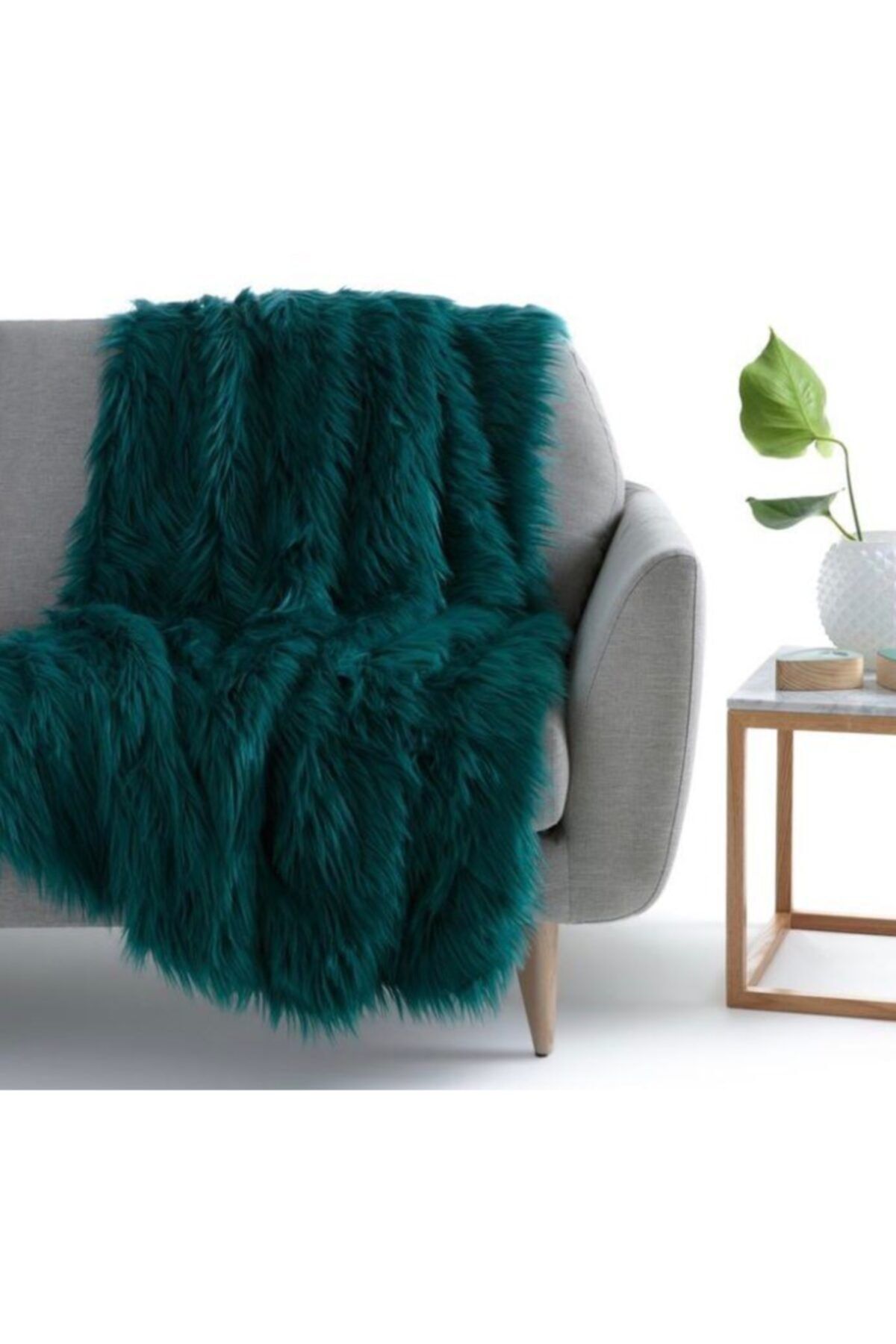 MER HOME Şal De Pluş Verde Smarald Pentru Pat/canapea (140x140) - One Size
