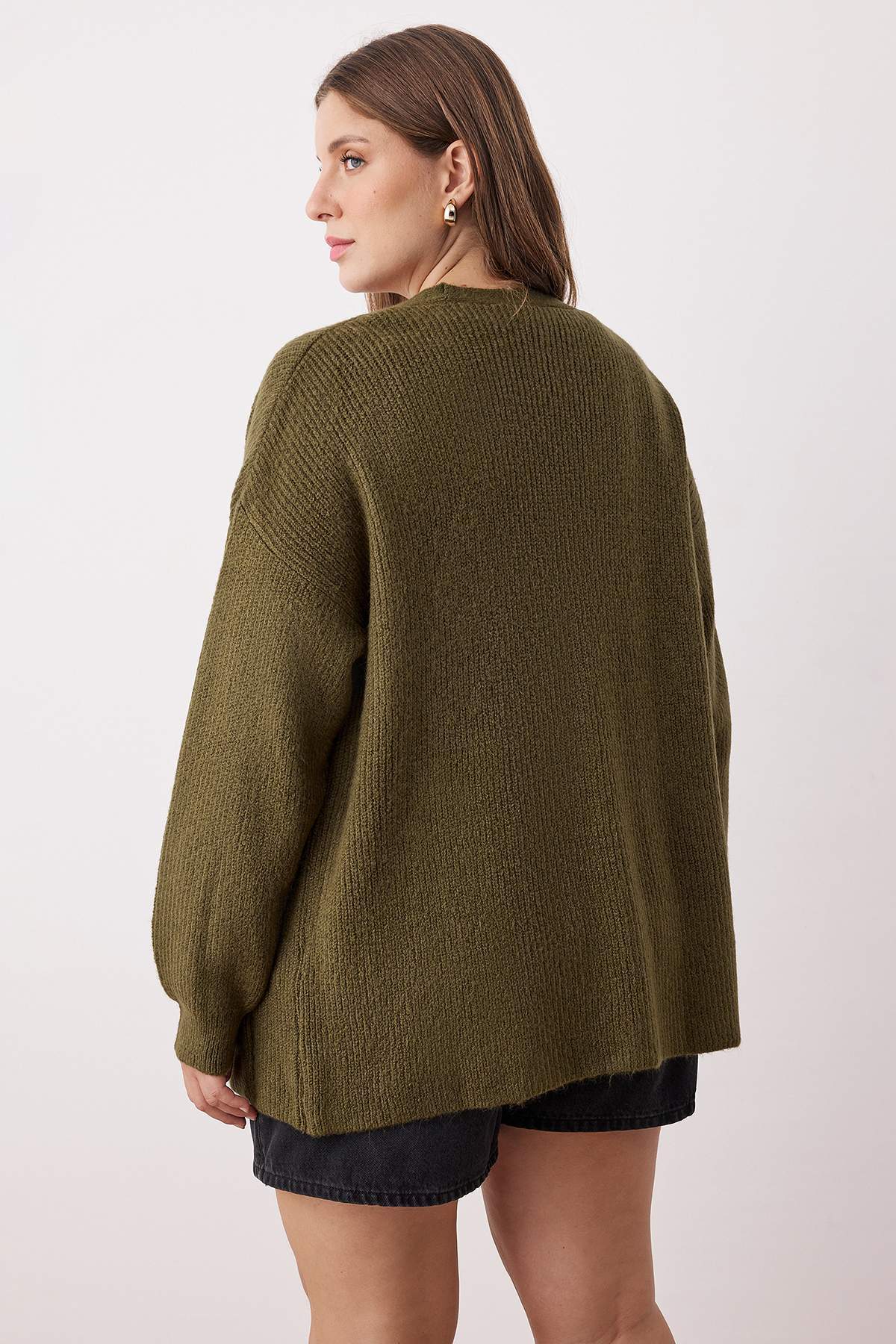 Trendyolmilla  Haki Yumuşak Dokulu Cep Detaylı Triko Hırka TBBAW26AV00027 - Görsel 4