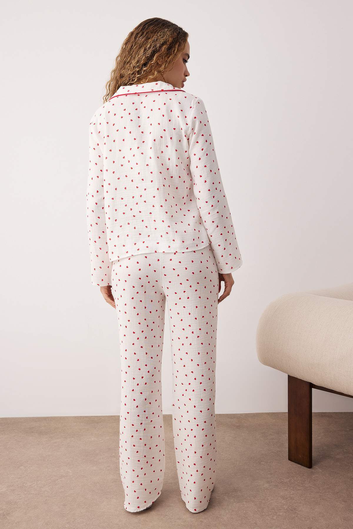 Trendyolmilla  Ekru %100 Pamuklu Kalpli Müslin Kumaş Dokuma Pijama Takımı THMAW26PT00110 - Görsel 4