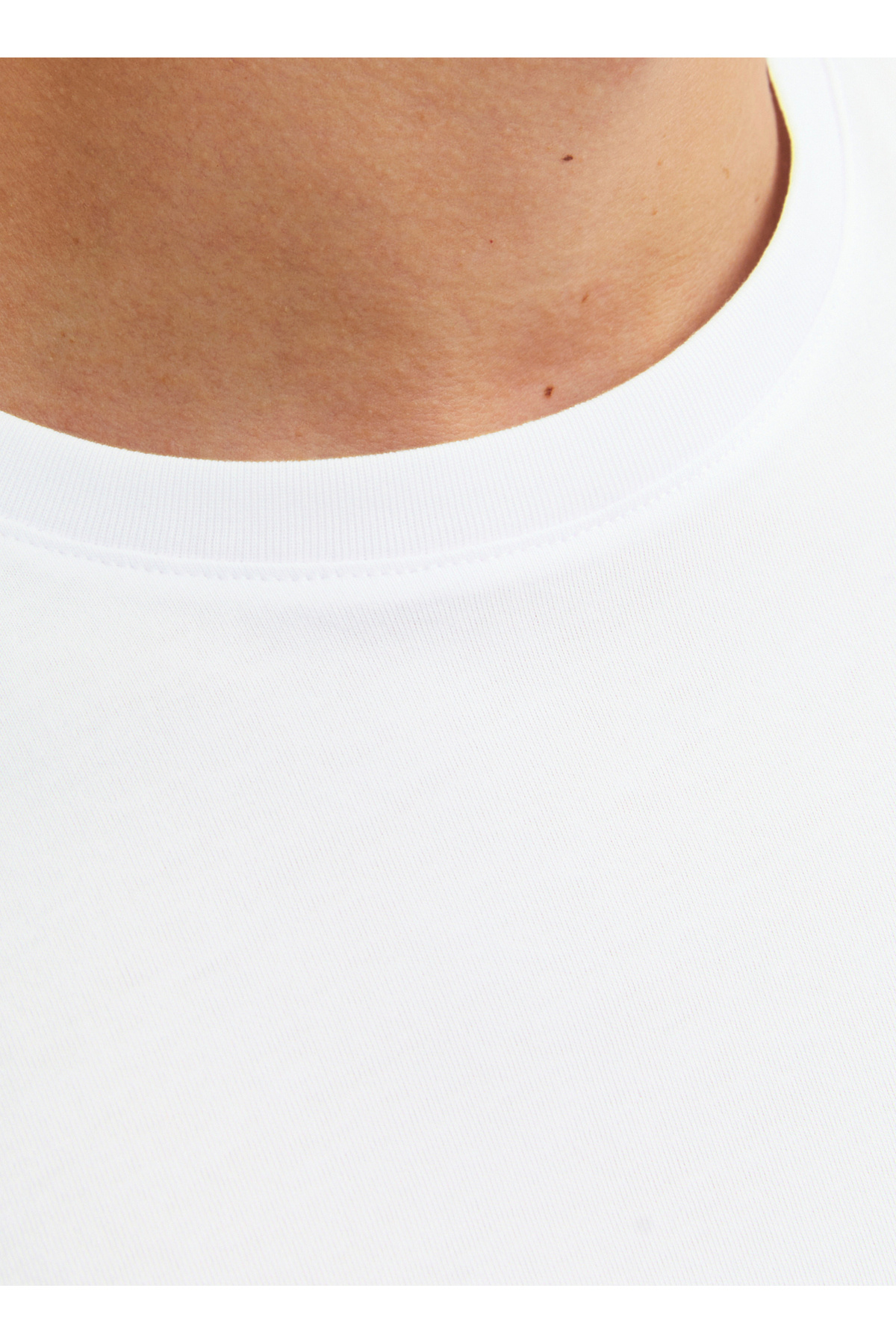 جک اند جونز تی شرت مردانه سفید یقه گرد JJECORP LOGO TEE PLAY SS O-NECK NOO