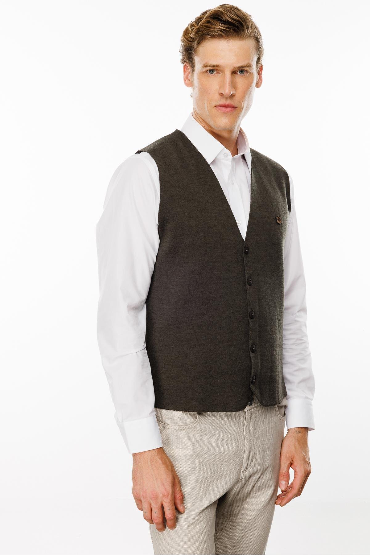 جلیقه پشمی مردانه یقه هفت، قهوه‌ای روشن