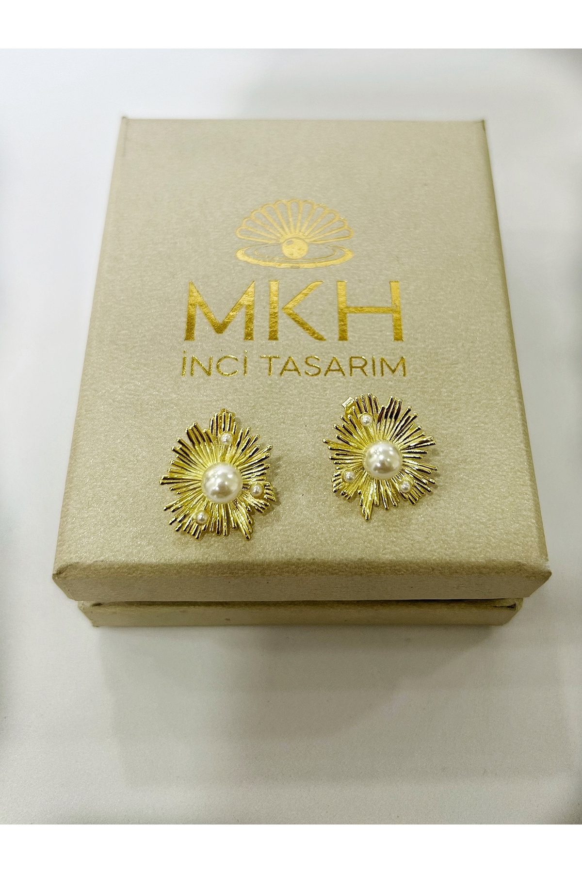 Gümüş Gerçek İncili Çiçek Desenli Küpe - 1