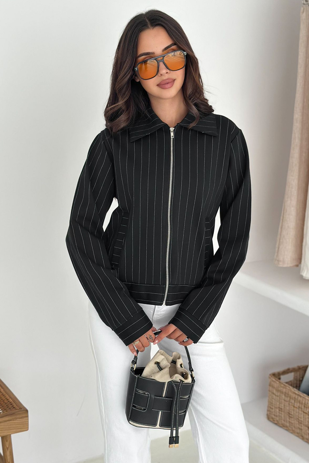Noa Noa  Kadın Metal Fermuarlı Çizgili Ceket – Şehirli & Zamansız Stil - Görsel 4