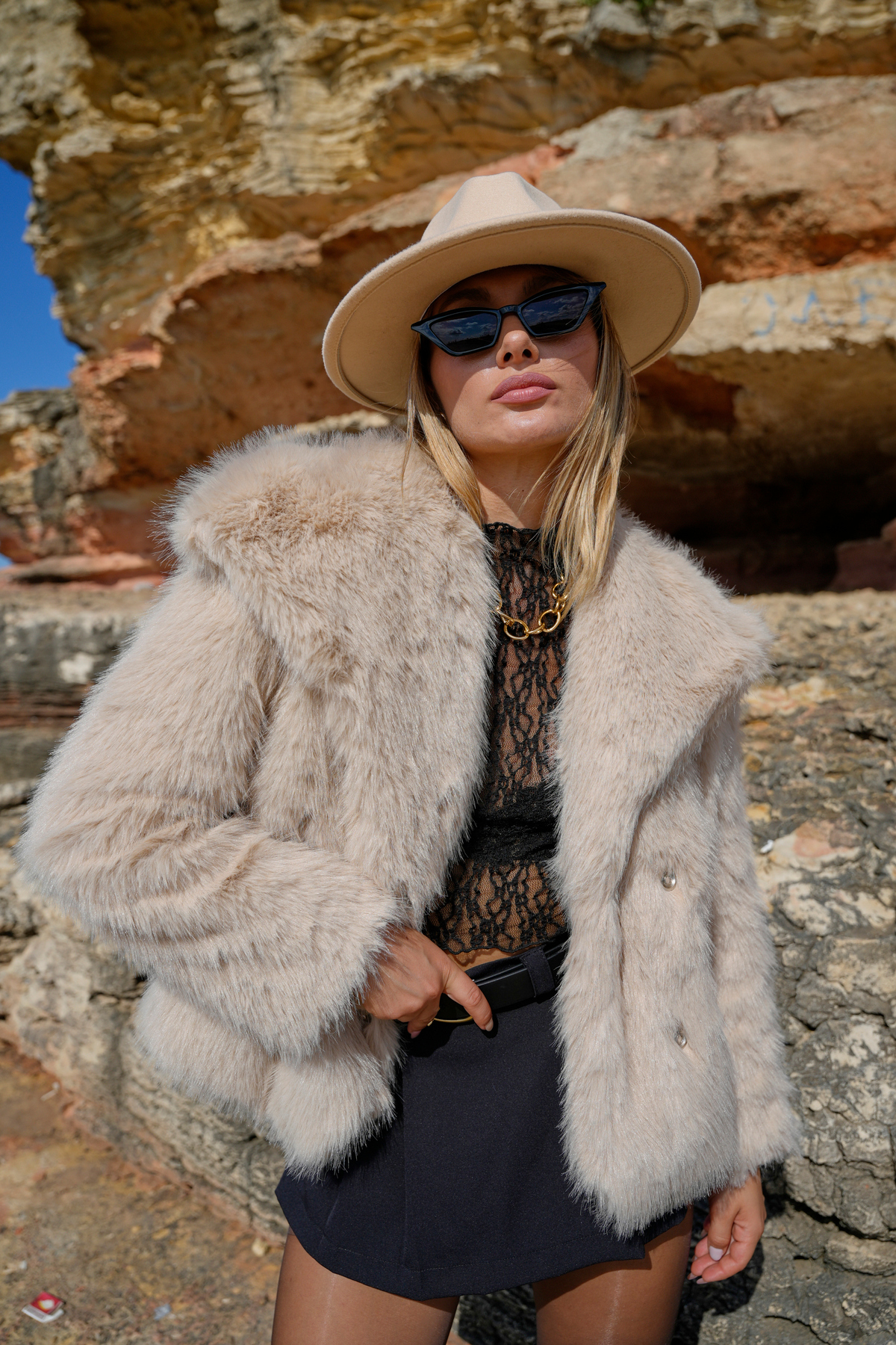 BLACKPERA  Yumuşak Doku Astarlı Cepli Şal Yaka Kürk Peluş Mont - Görsel 4